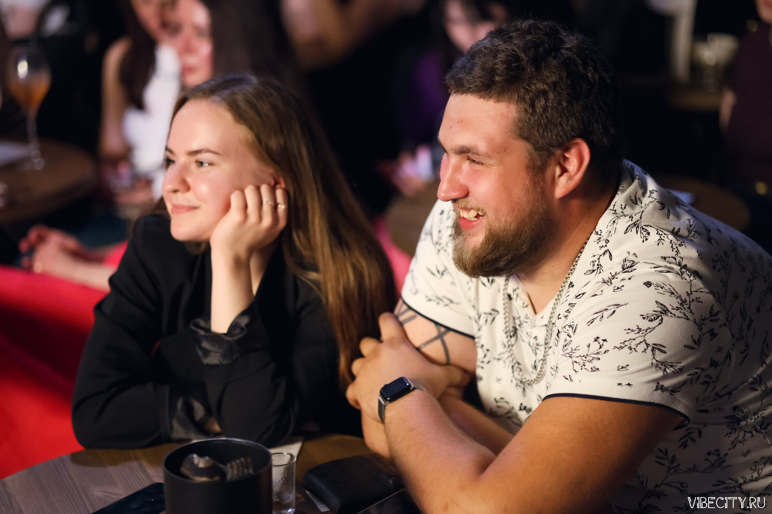 Стендап клуб Локация. VIBECITY.RU Вайб Сити Ру Фоторепортажи Фотоотчеты Калининград