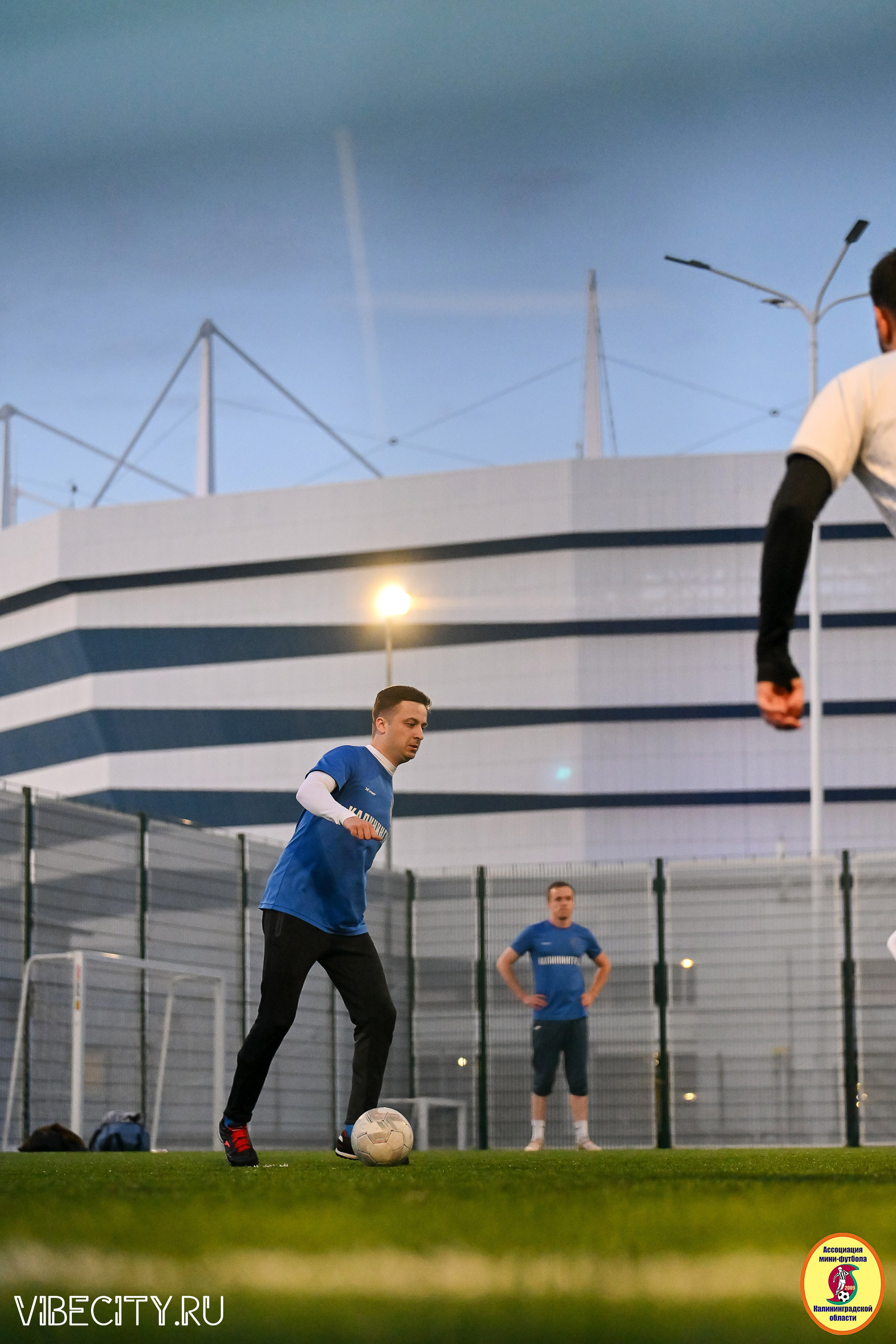 ИГРЫ МИНИ-ФУТБОЛЬНОЙ И КОРПОРАТИВНОЙ ЛИГИ. VIBECITY.RU Вайб Сити Ру Фоторепортажи Фотоотчеты Калининград
