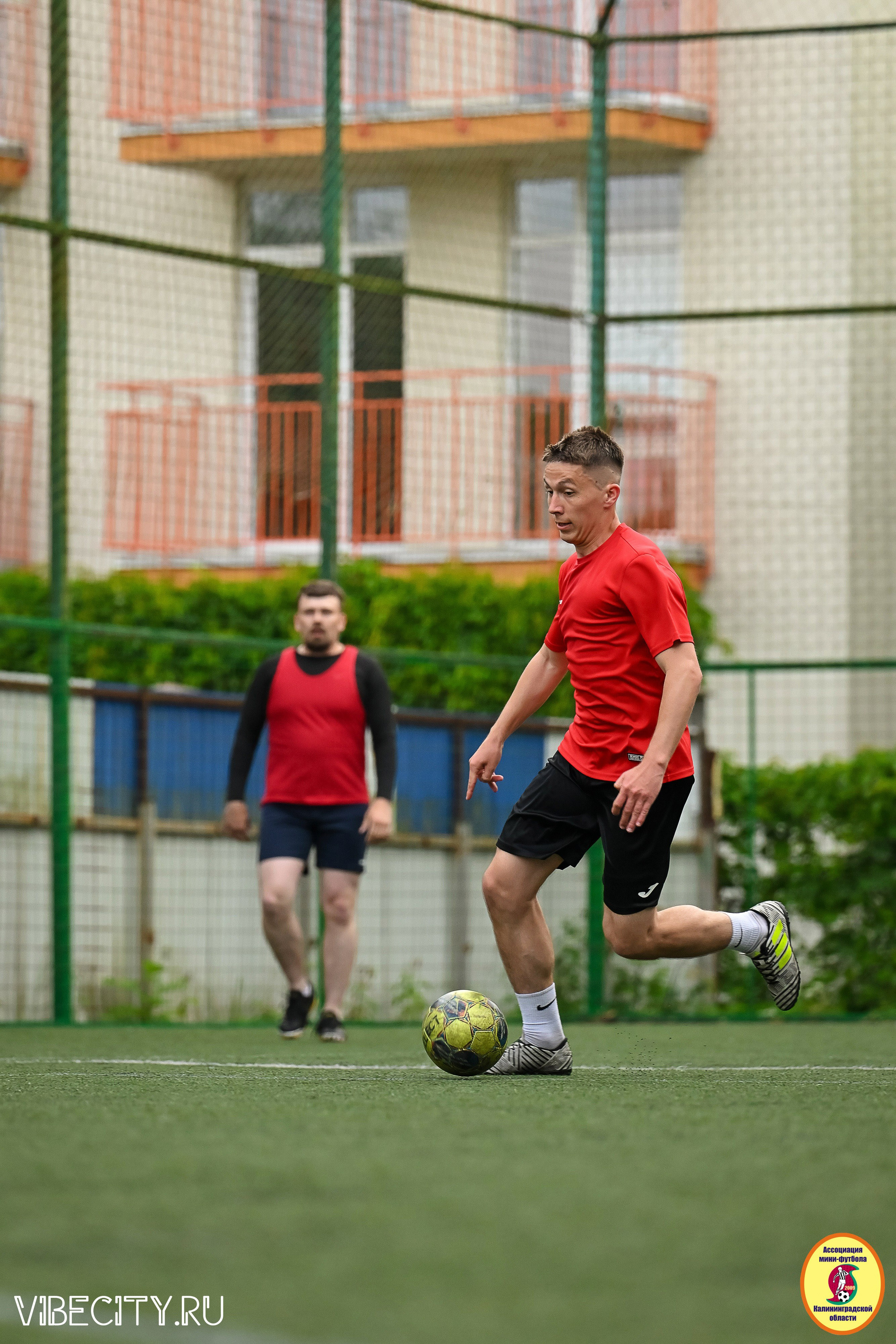 ИГРЫ МИНИ-ФУТБОЛЬНОЙ И КОРПОРАТИВНОЙ ЛИГИ. VIBECITY.RU Вайб Сити Ру Фоторепортажи Фотоотчеты Калининград