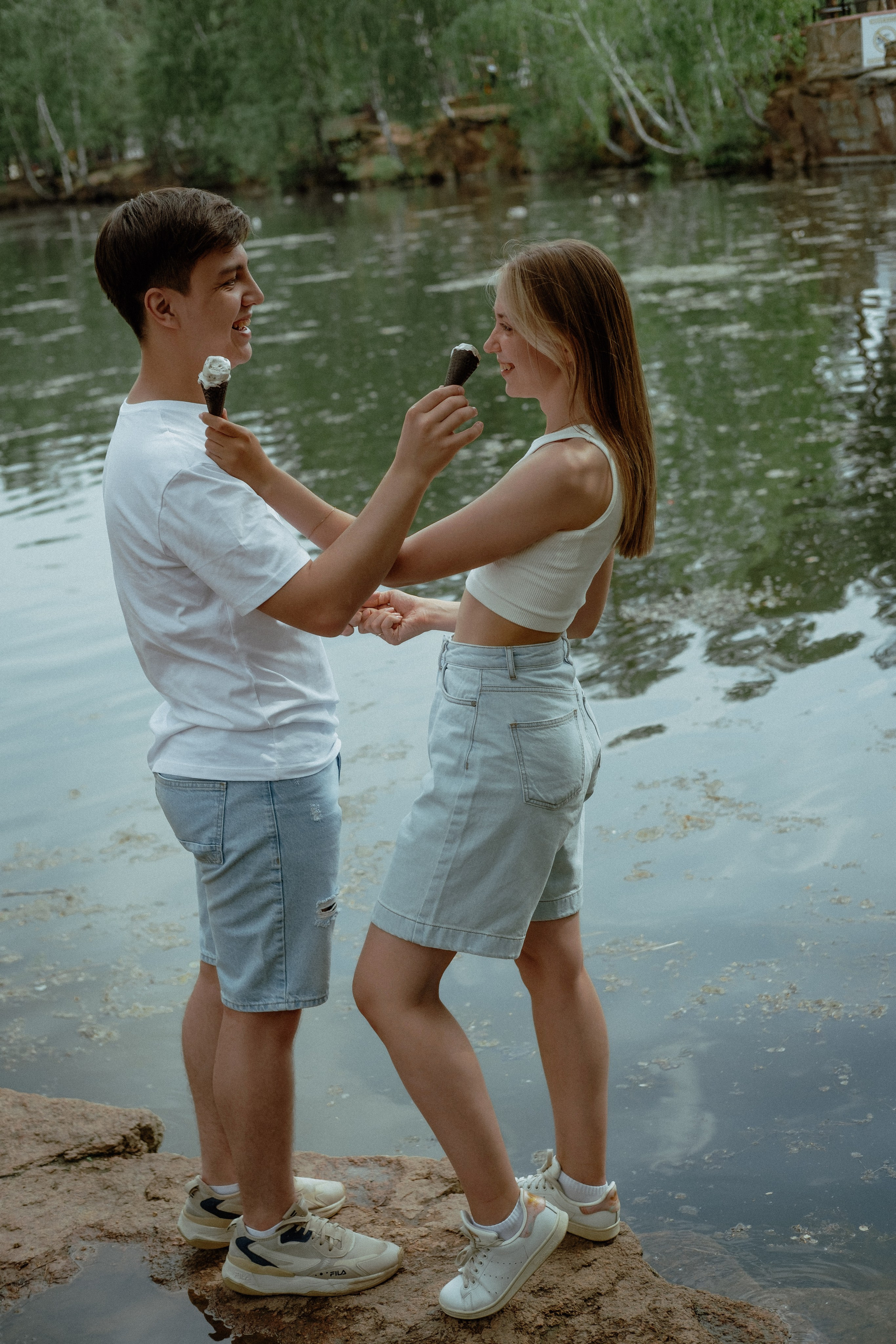 Прогулка в парке. Свадебный фотограф Челябинск