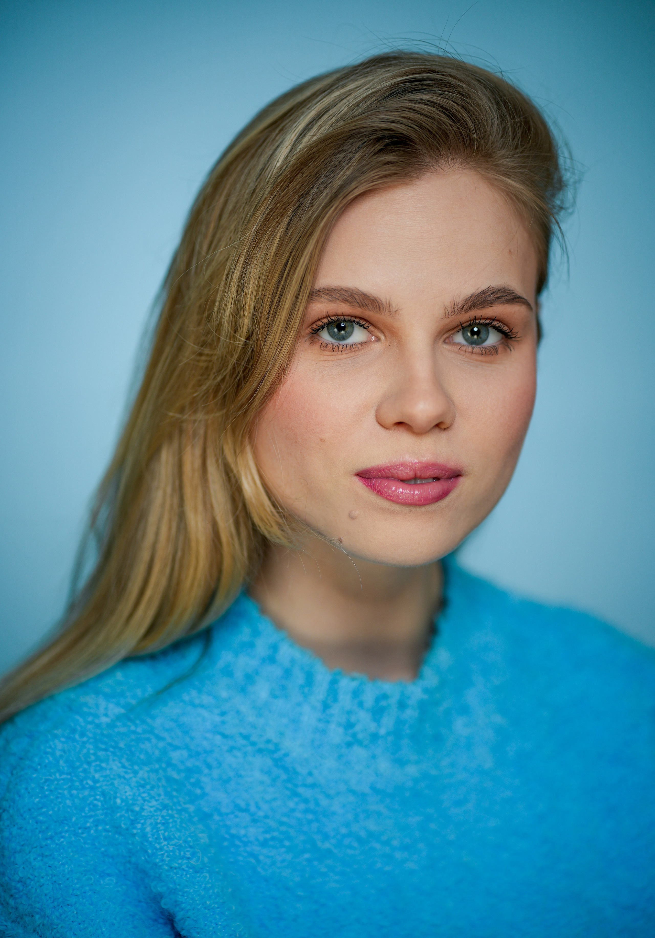 Актриса Анастасия Кузнецова. Портретная съемка в Москве, студийный фотограф Игорь Фомин