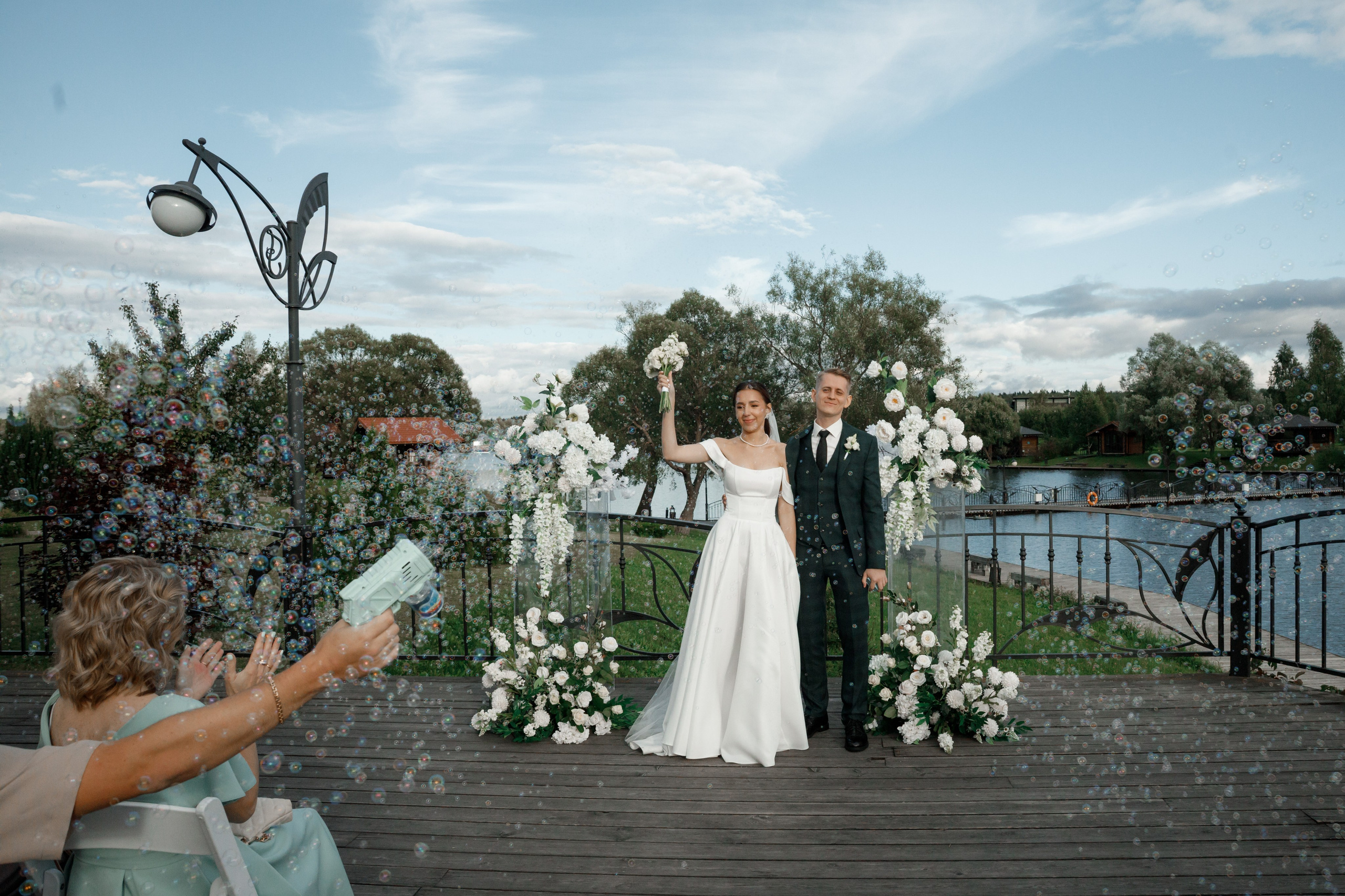 Регистрация в отеле Fish Point, ЗАГС Бутово, прогулка в Остафьево. Свадебный и репортажный фотограф (Москва, Королев и другие)