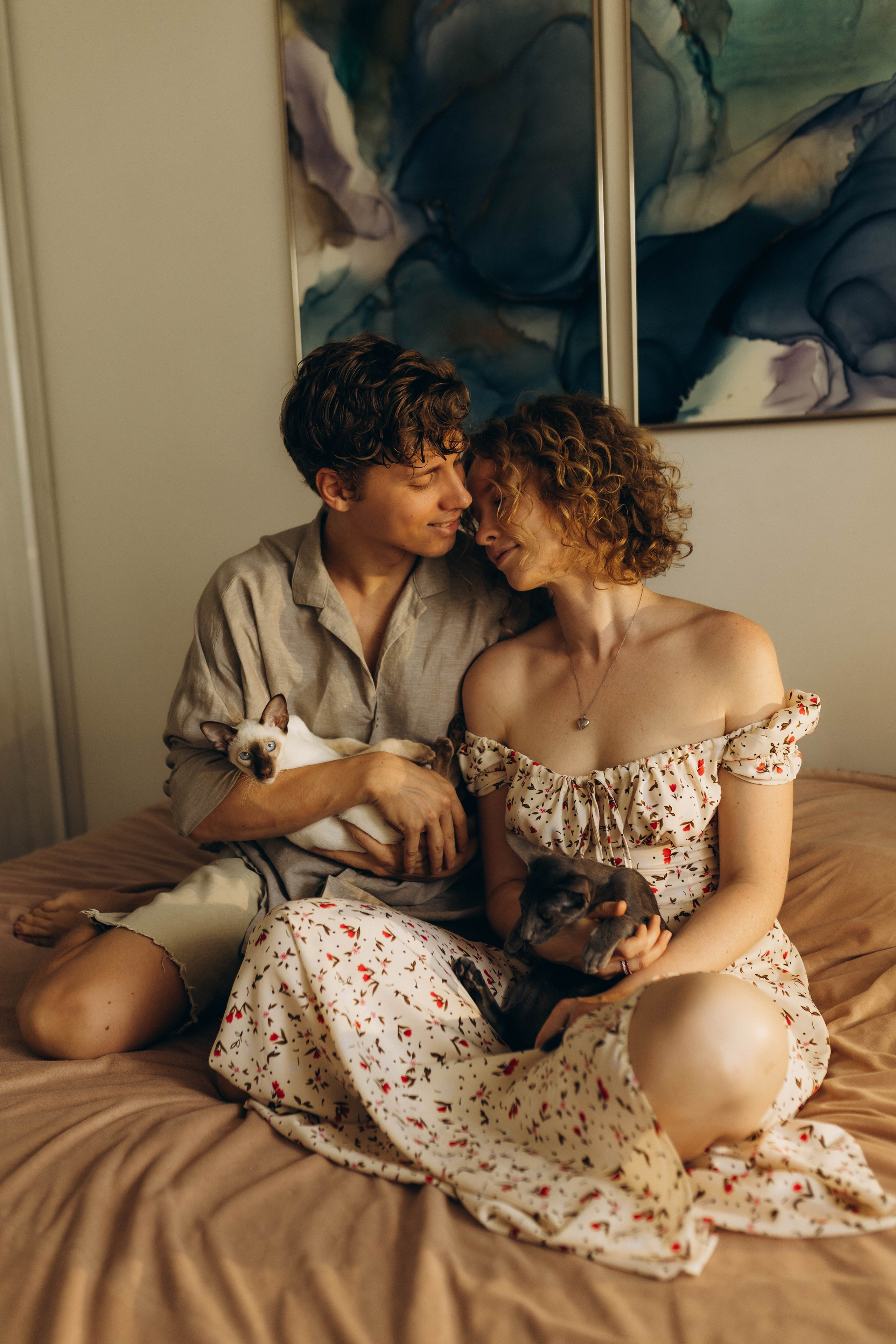 Аня, Костя и котики. Фотограф Саратов