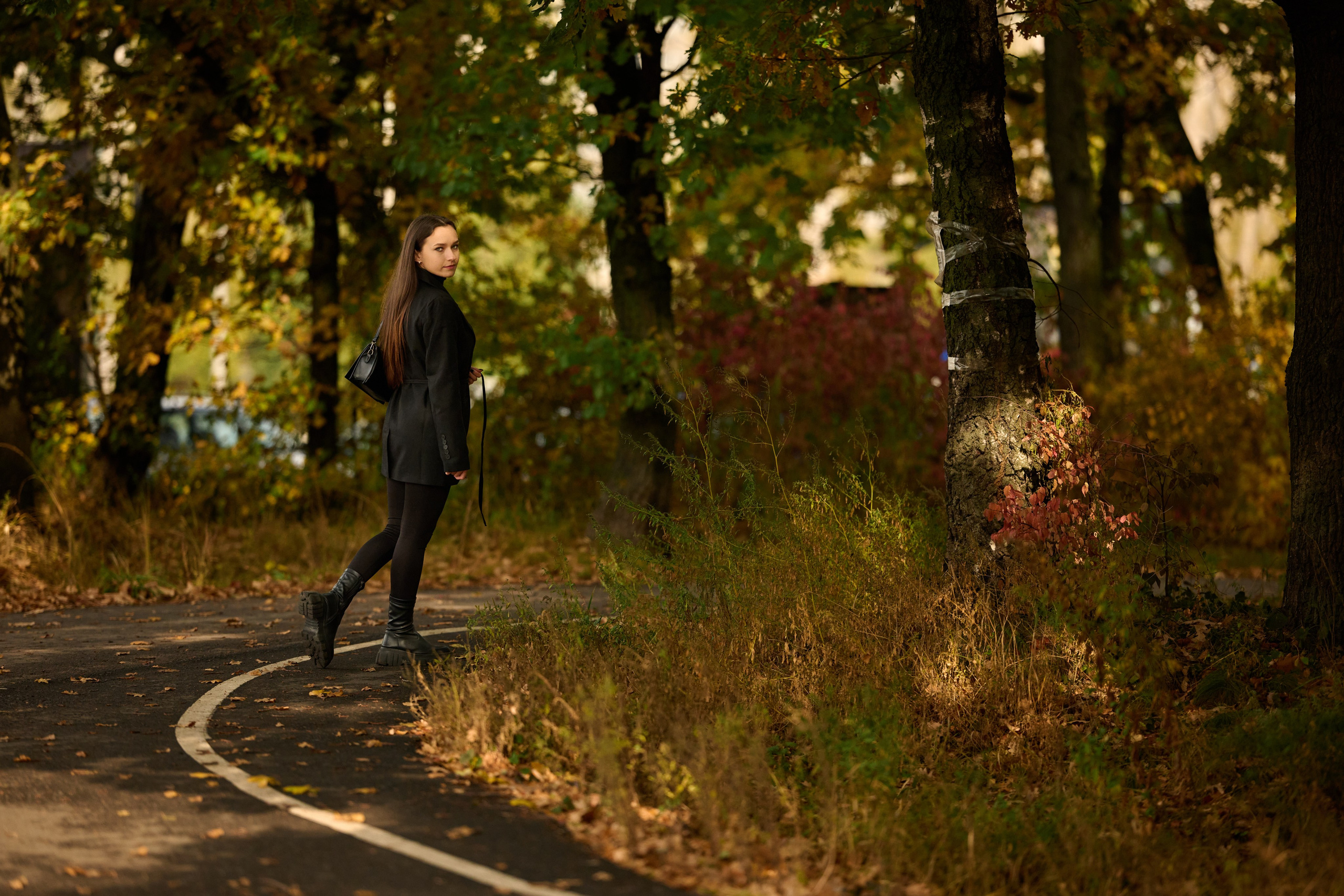 Фотосессия Елизаветы в осенних красках Старого Оскола. Профессиональный фотограф Старый Оскол, Губкин — свадьба, венчание, крещение, юбилей и день рождения
