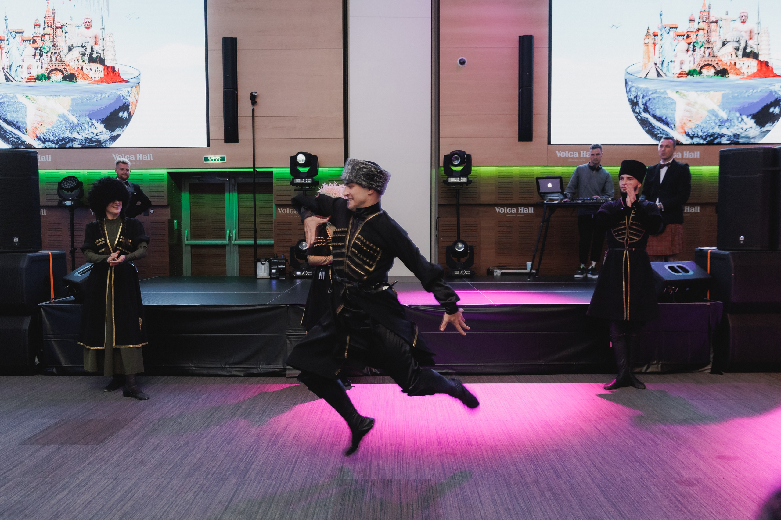 Весь мир у твоих ног!. Фотограф в Волгограде — Александра Искандерова