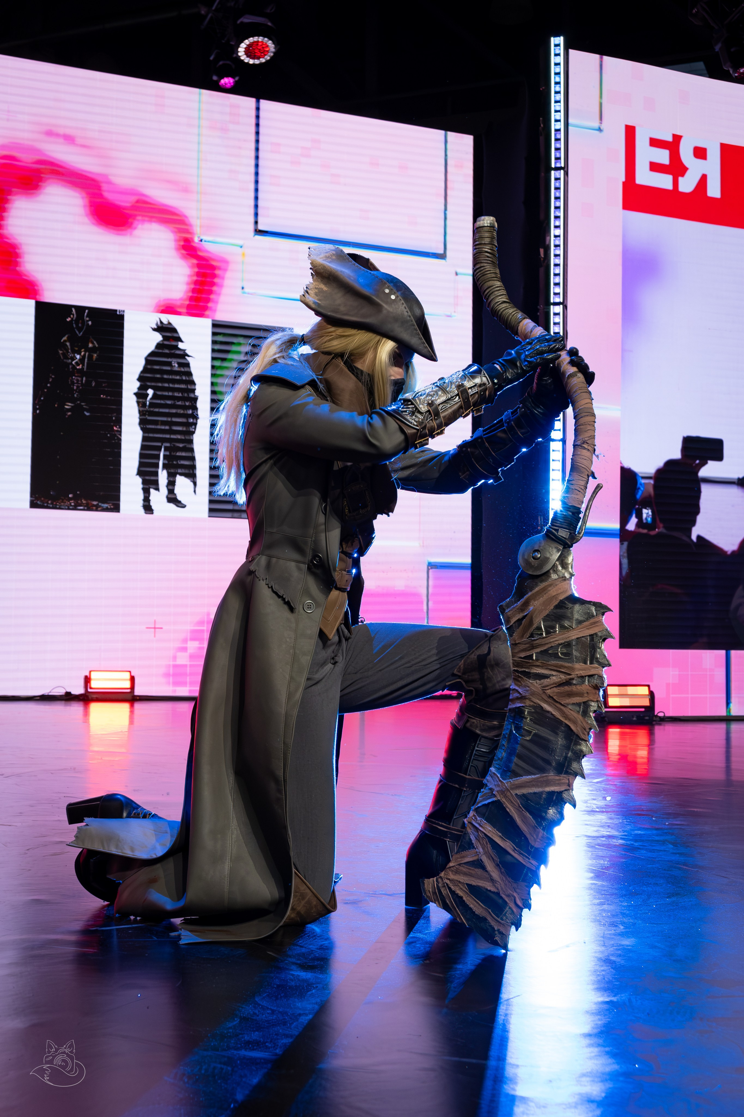 Сцена РЭД ЭКСПО 2024. Косплей фотограф