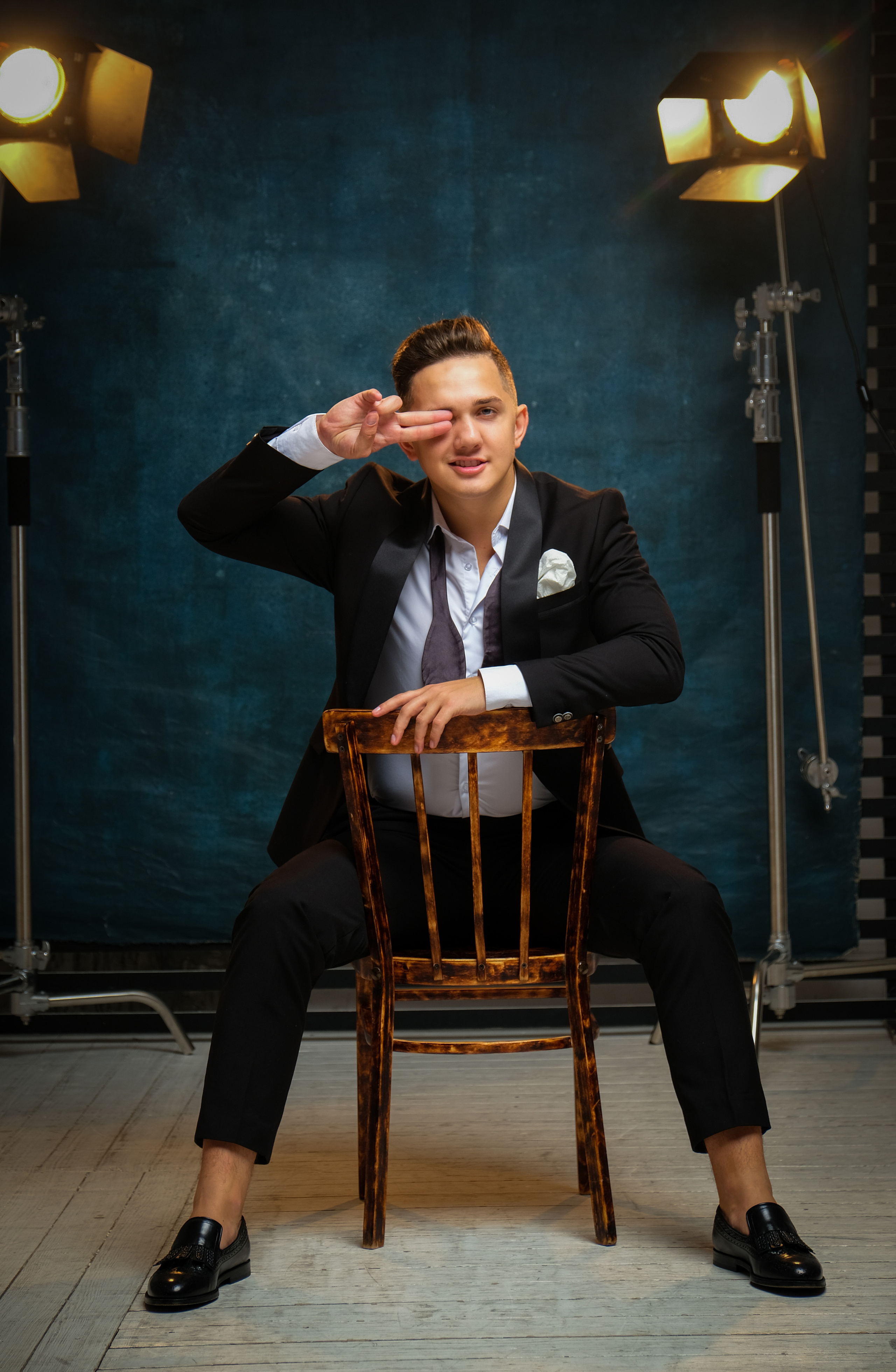 мужской бизнес портрет в костюме