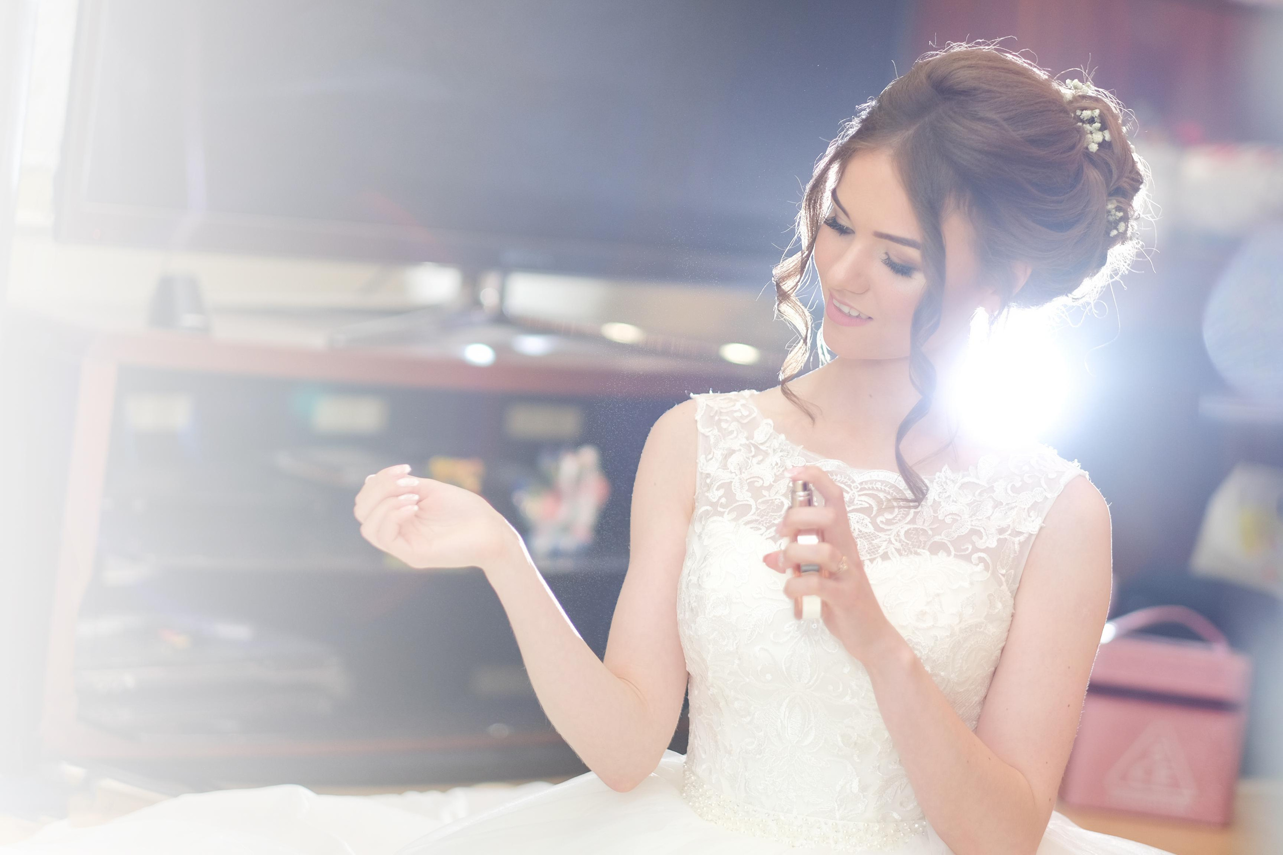 невеста готовится к свадьбе