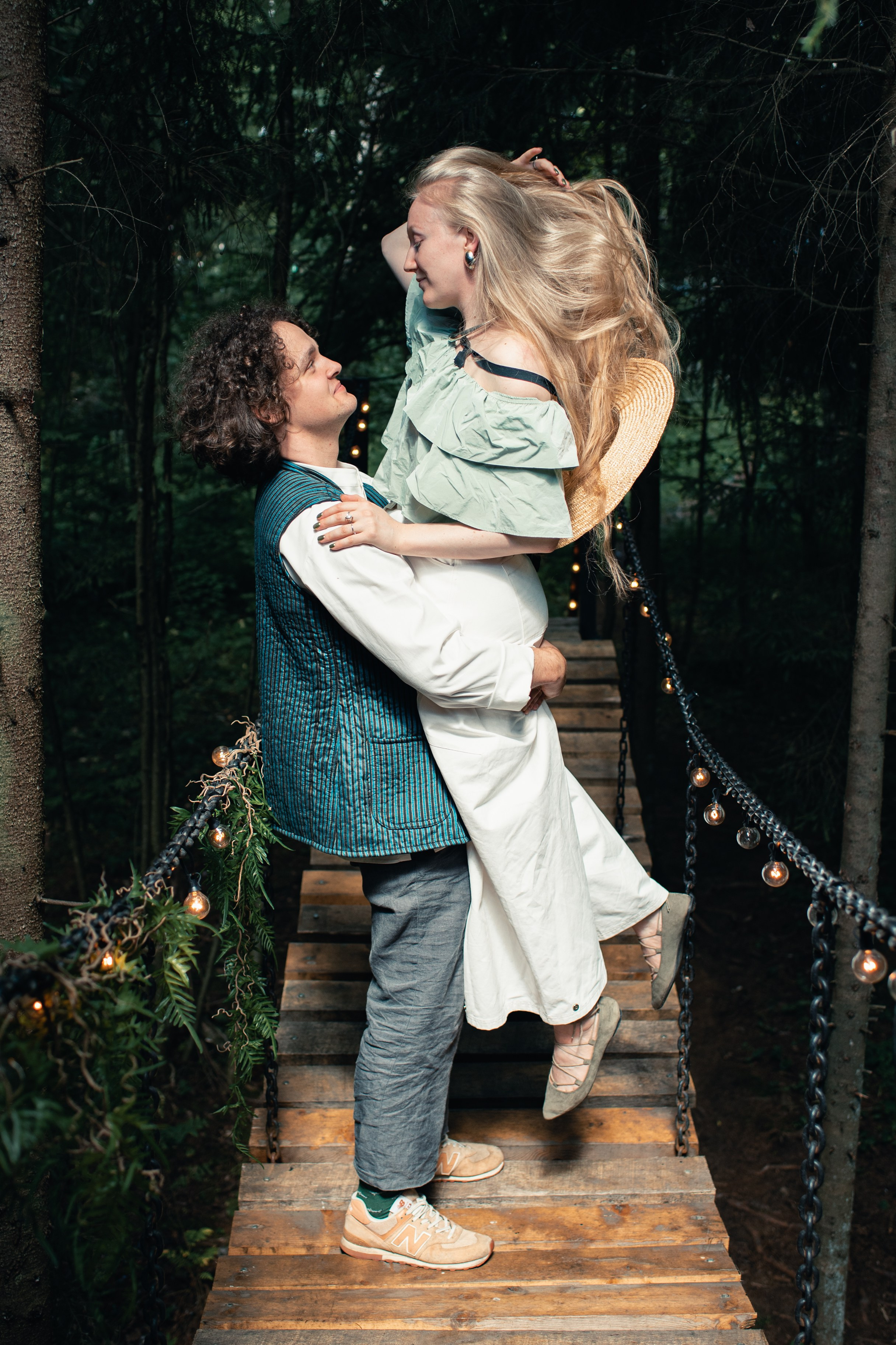 Романтическая съемка в оранжерее и домике на дереве. Семейный фотограф в Москве Анна Коропова