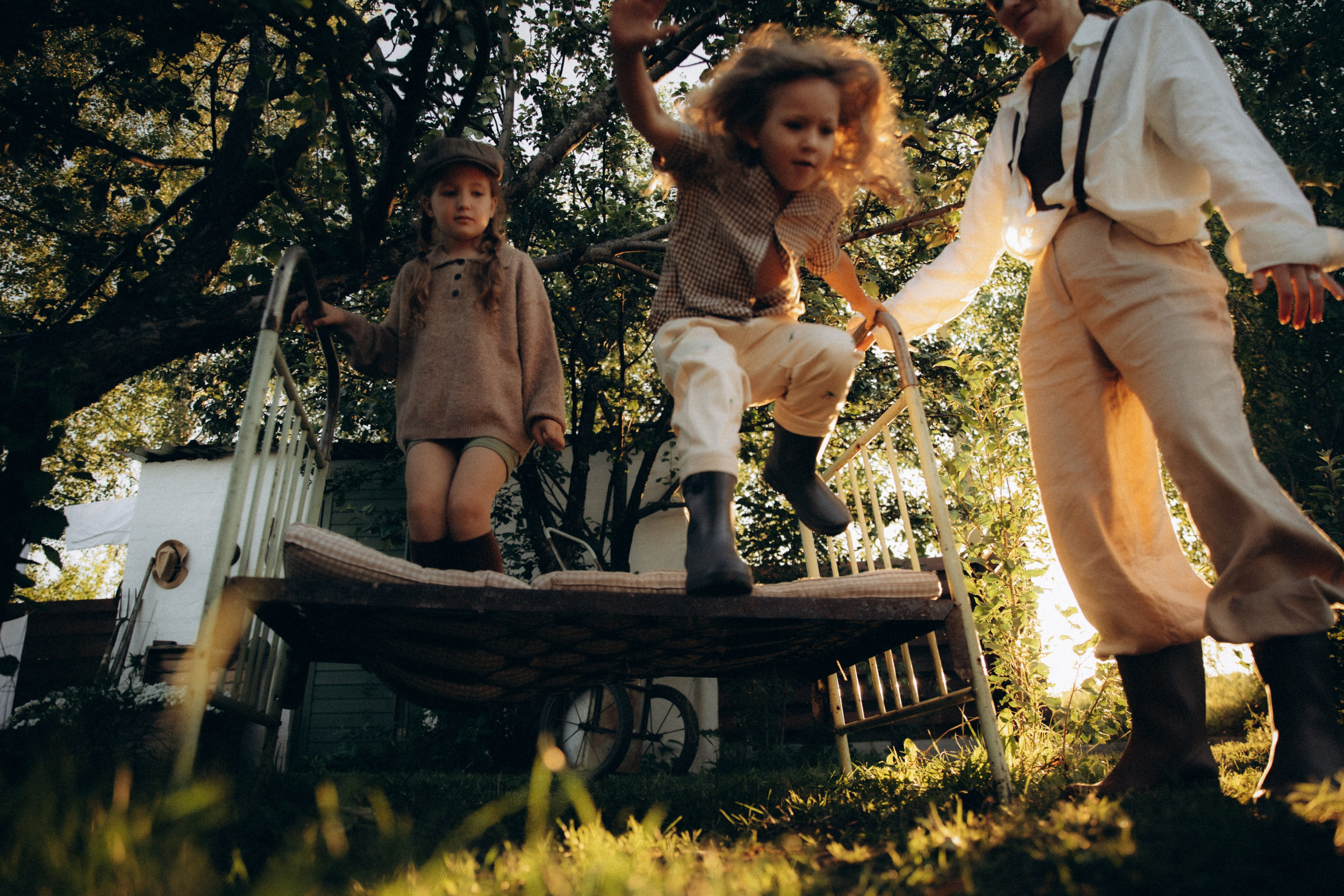 Вечер в саду. Фотограф  Челябинск Варвара Шарапова