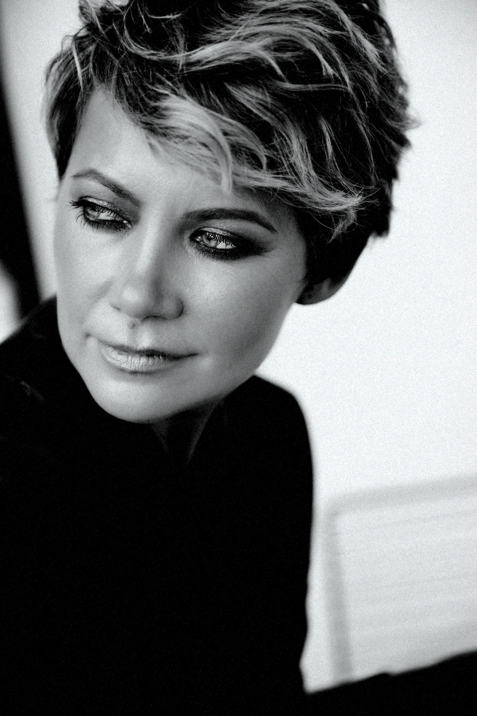 YANINA. Yulia Otroschenko