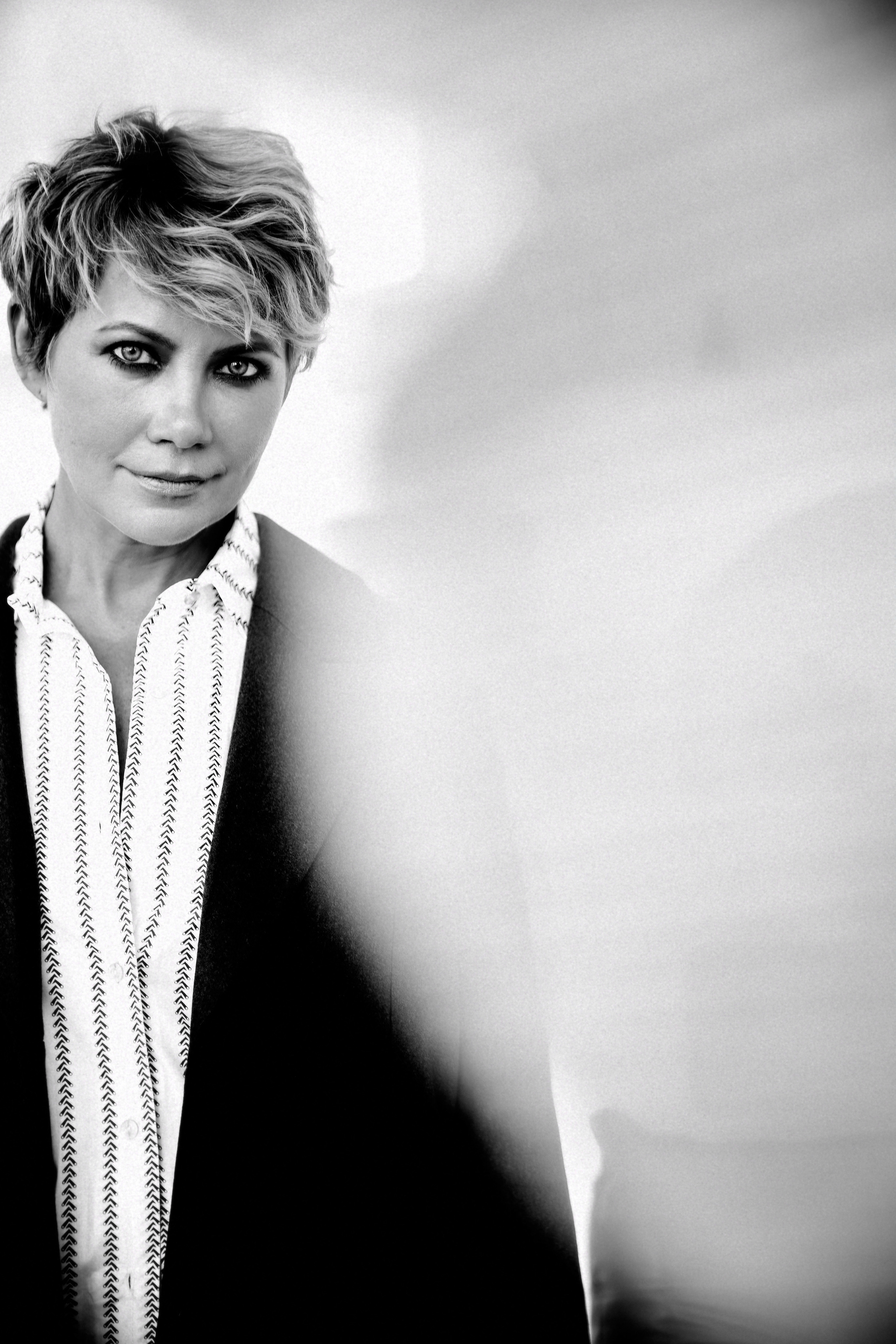 YANINA. Yulia Otroschenko