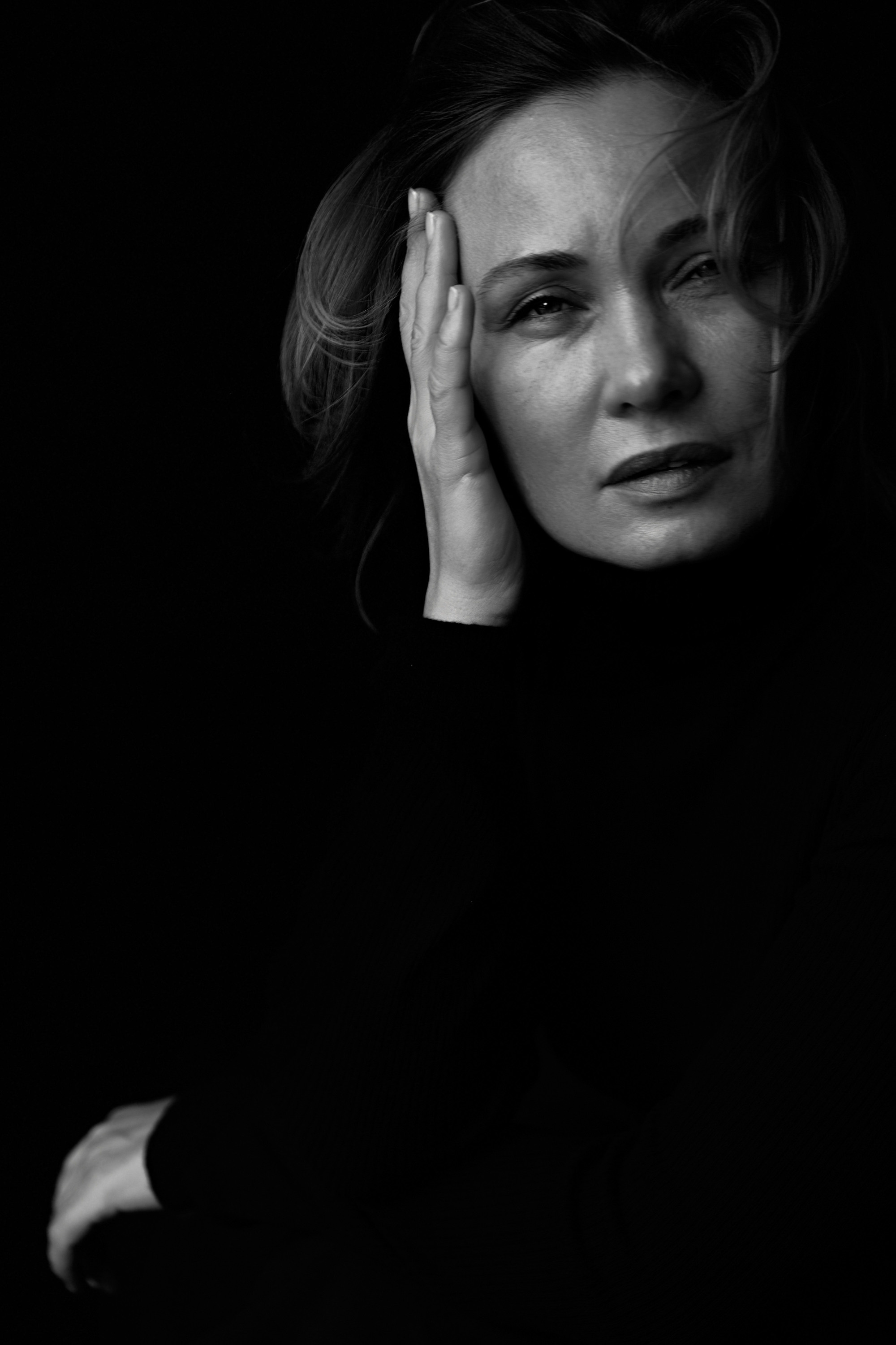 YULIA. Yulia Otroschenko