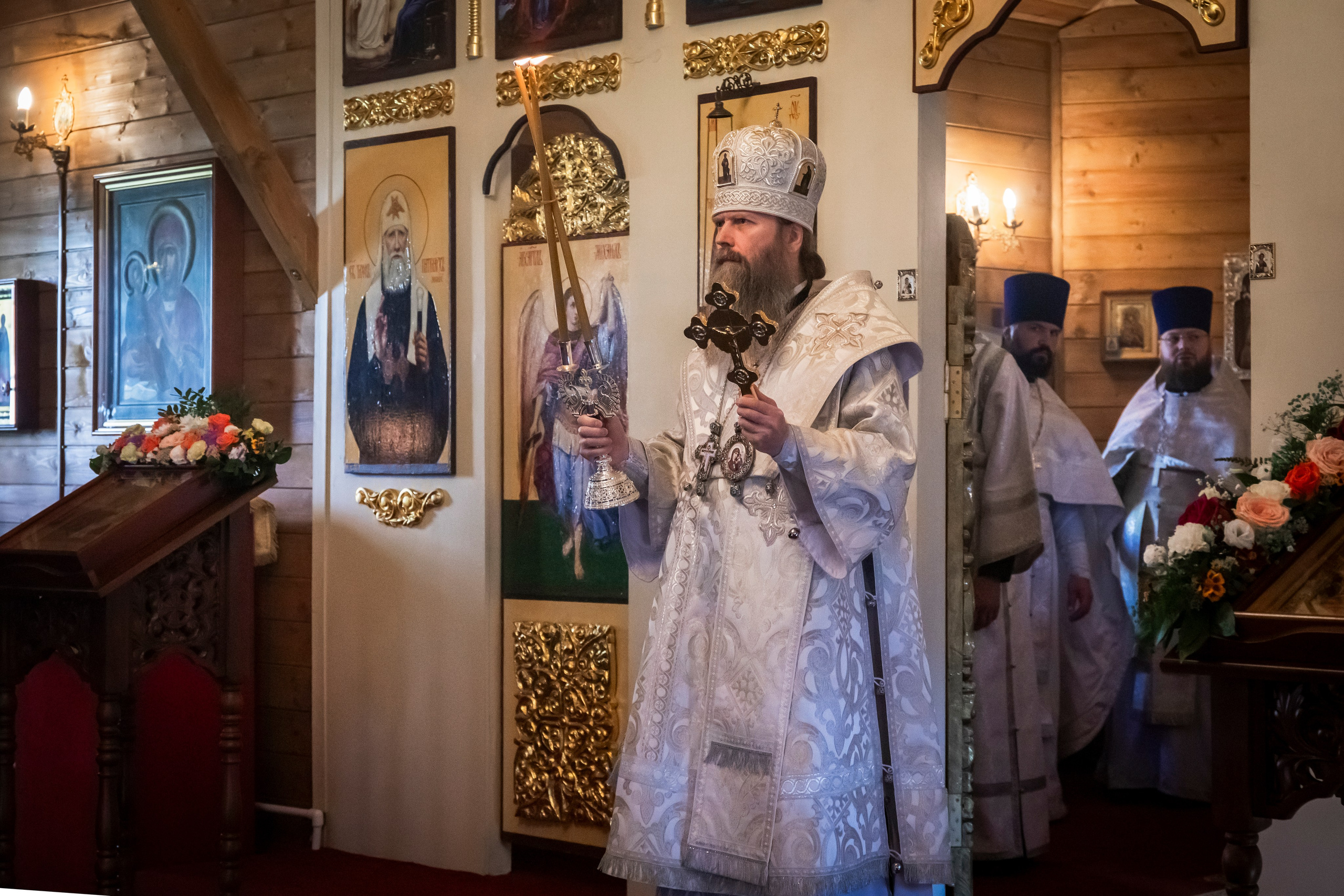 Епископ Силуан Павло-Посадский служба в храме св.Николая 25.08.2024. Арт- фотограф Москва