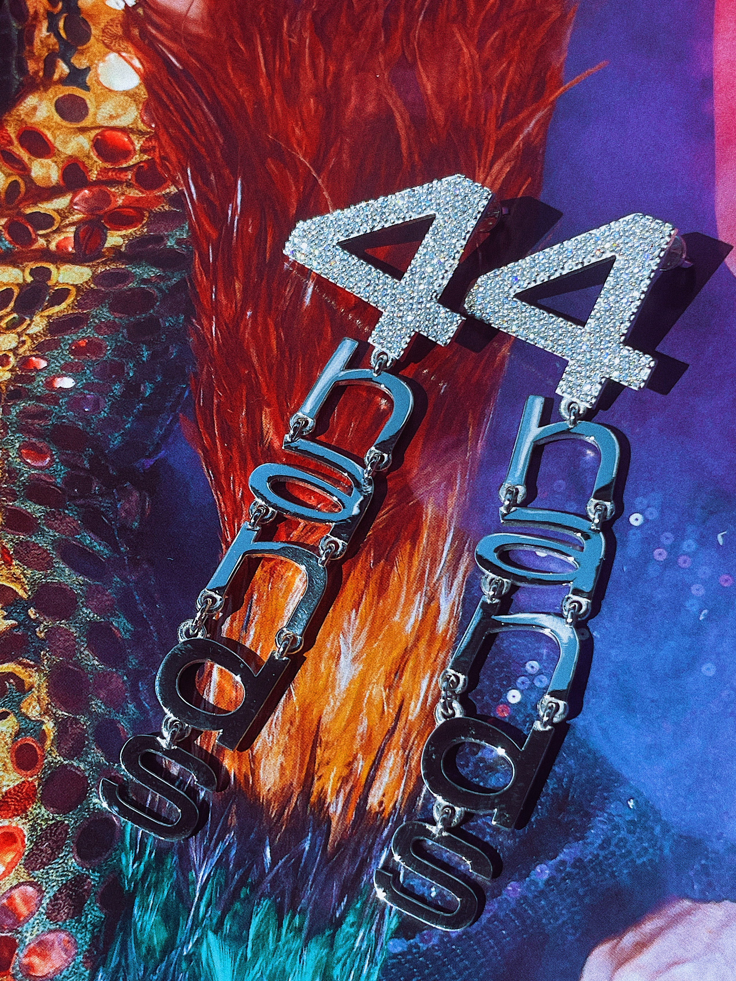 4 HANDS. Ювелирный Дом SHEERIN