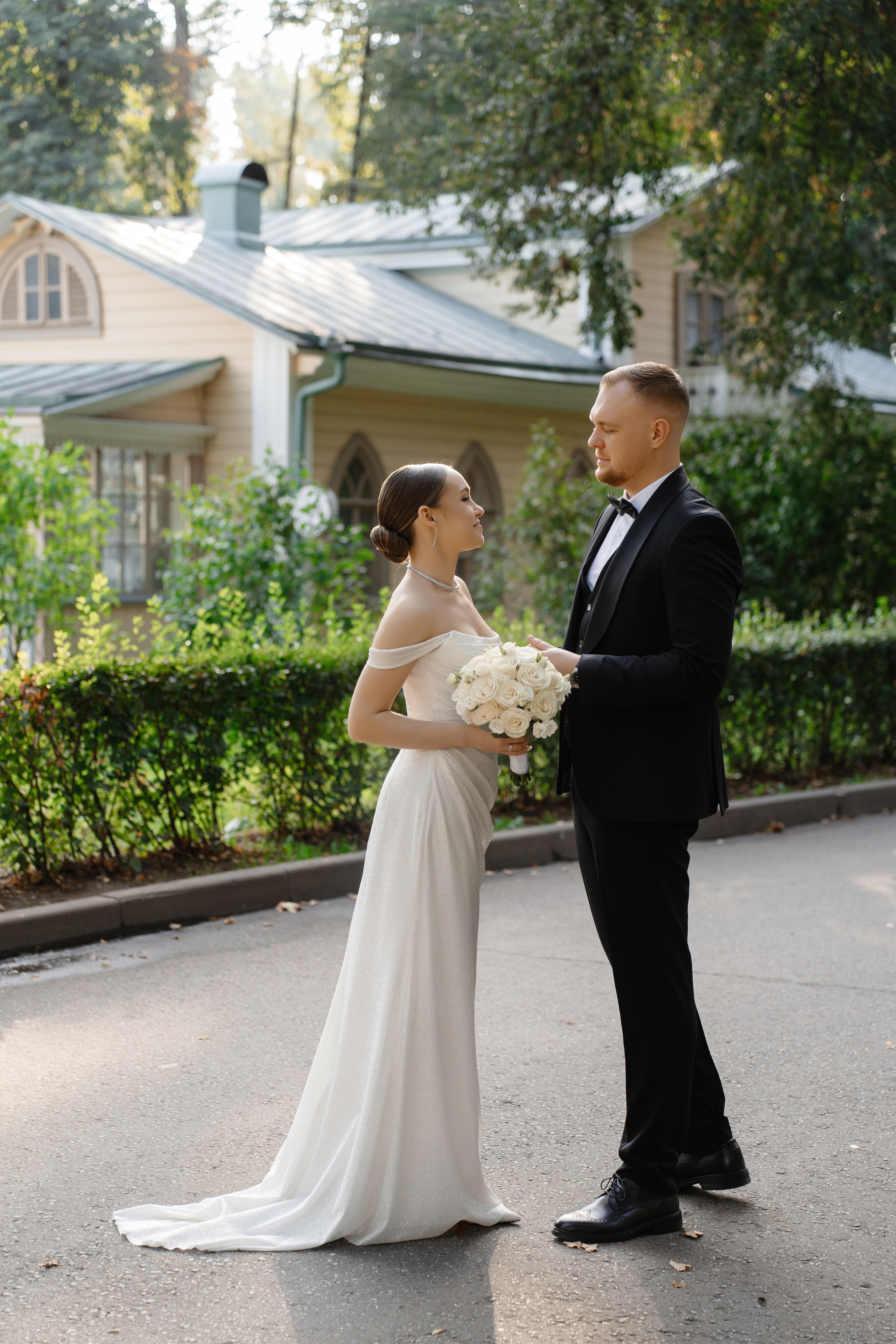 Свадебная фотосессия в парке Архангельское. Свадебный и семейный фотограф в Москве Светлана Зоткина