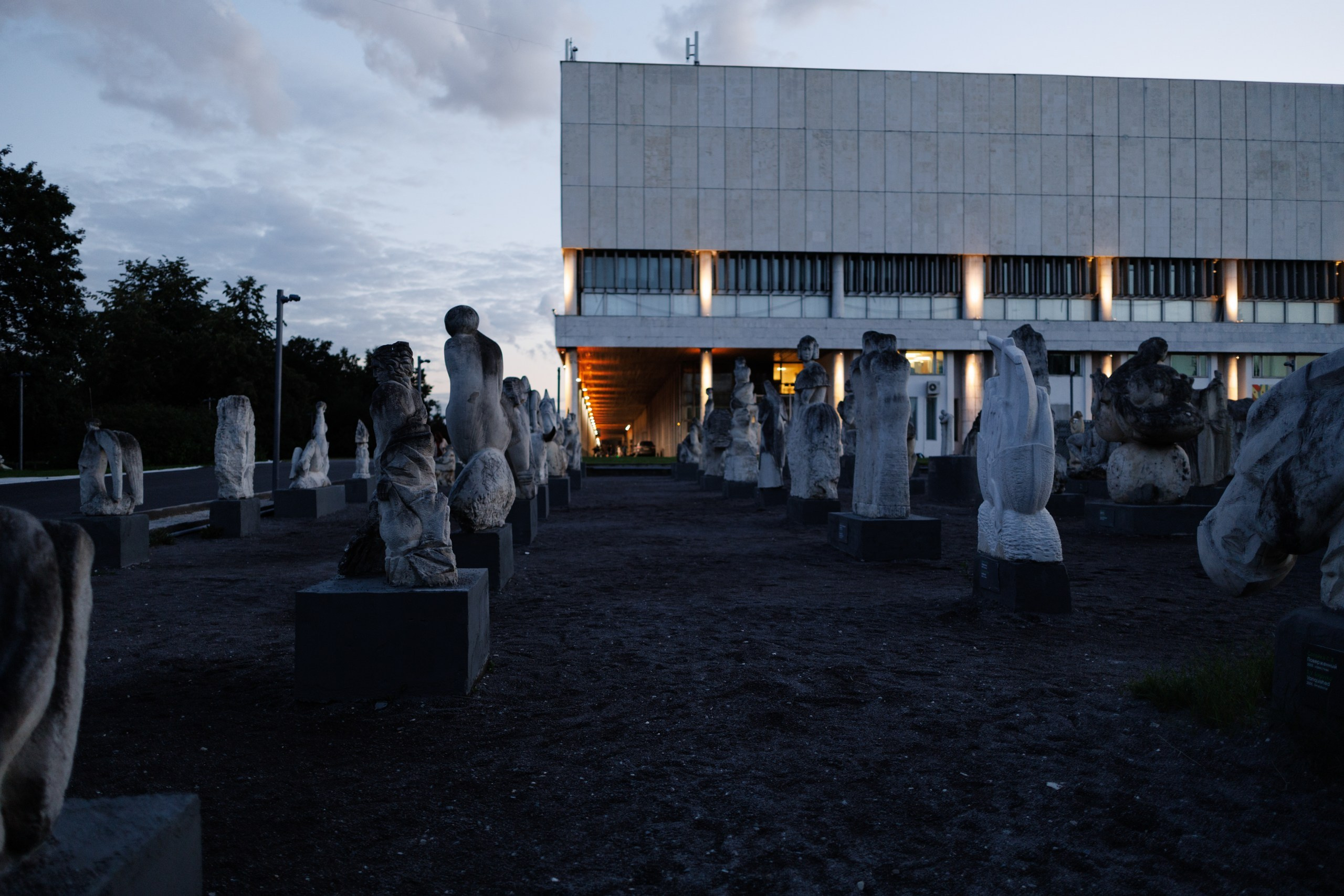 Погуляли с Дарьей в районе парка Горького и Музеона. Портретный и концертный фотограф в Москве Тугарин Александр