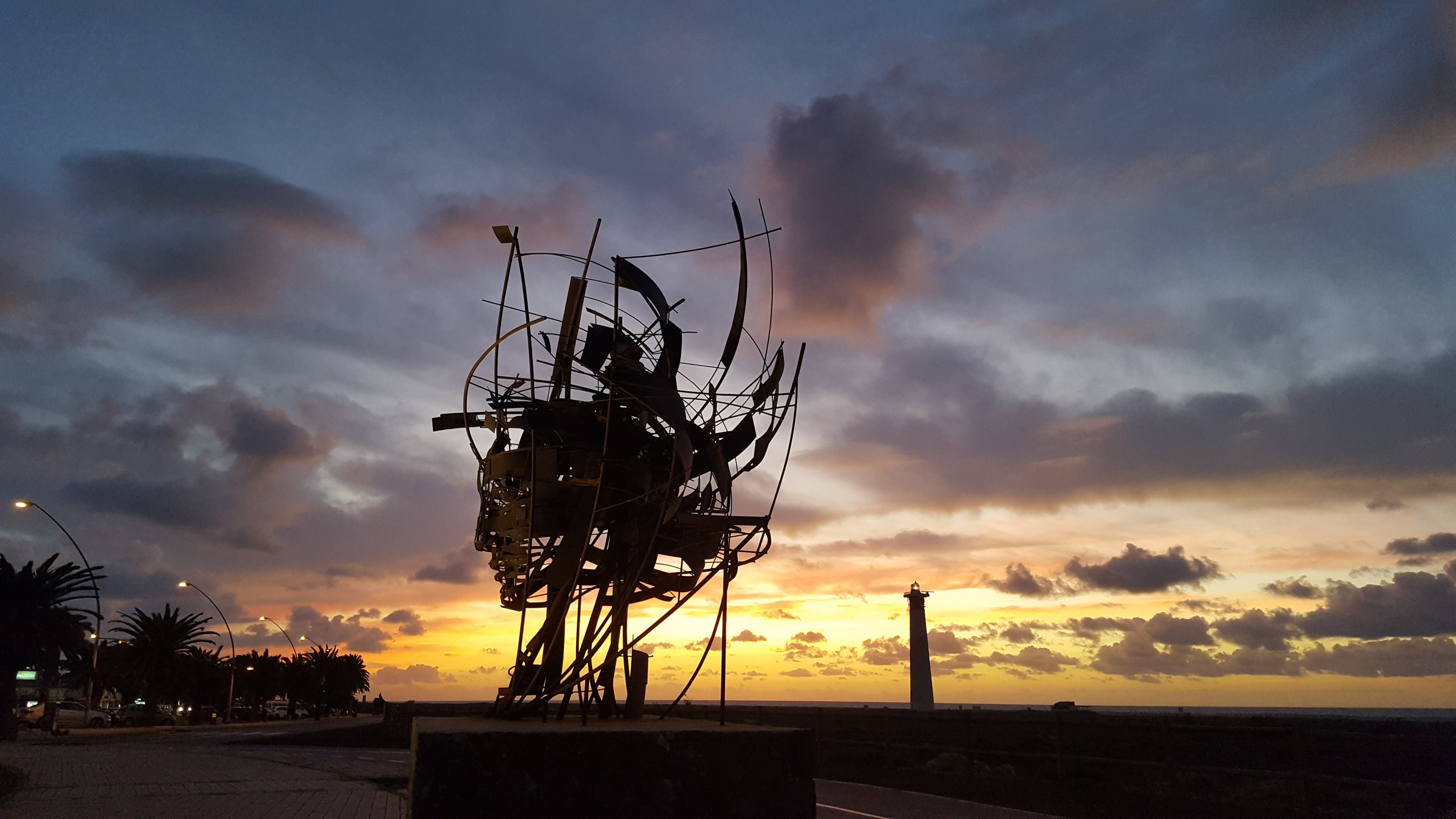 Фуэртевентура /Испания/Канарские острова/2016. Художник — скульптор Антонина Фатхуллина