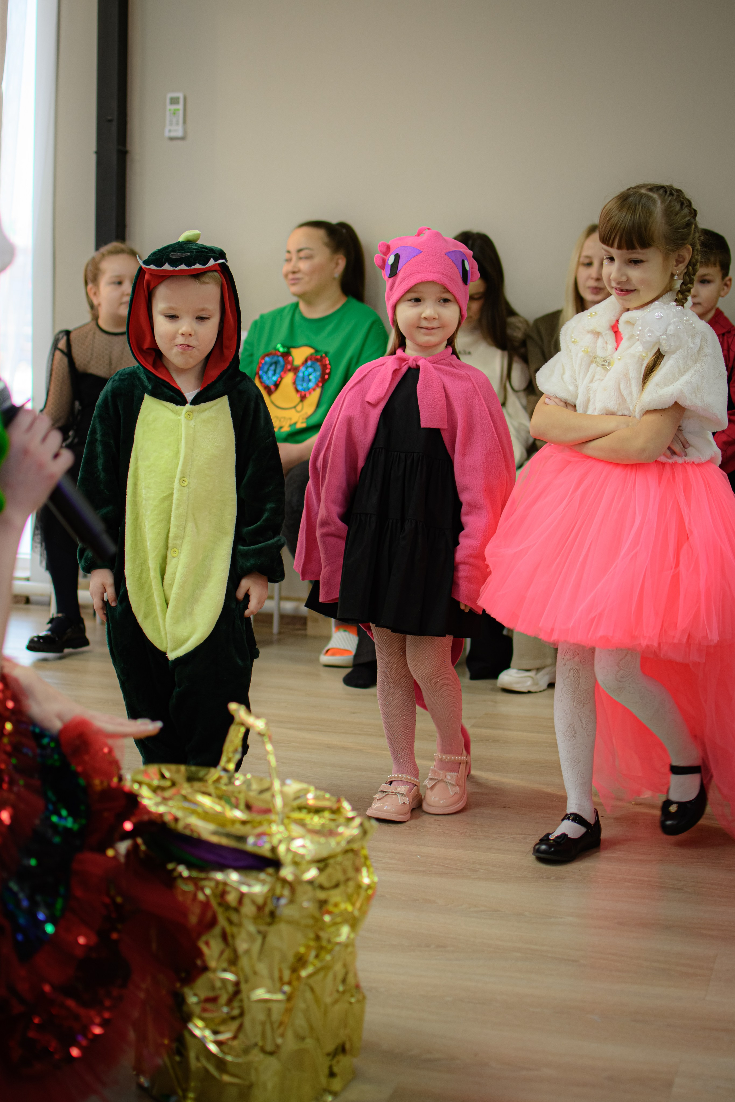 HAPPY NEW YEAR. Photokarish