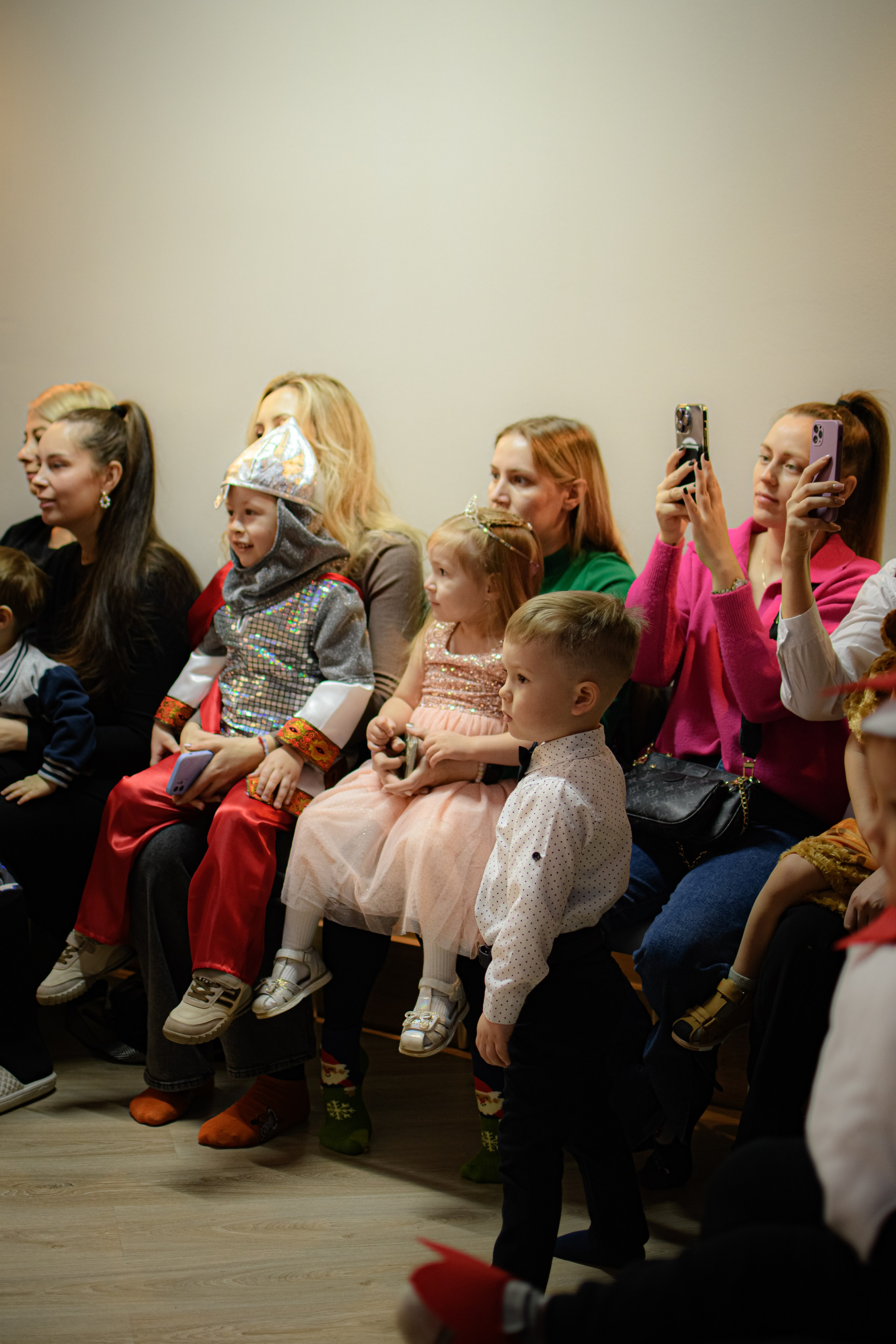 HAPPY NEW YEAR. Photokarish