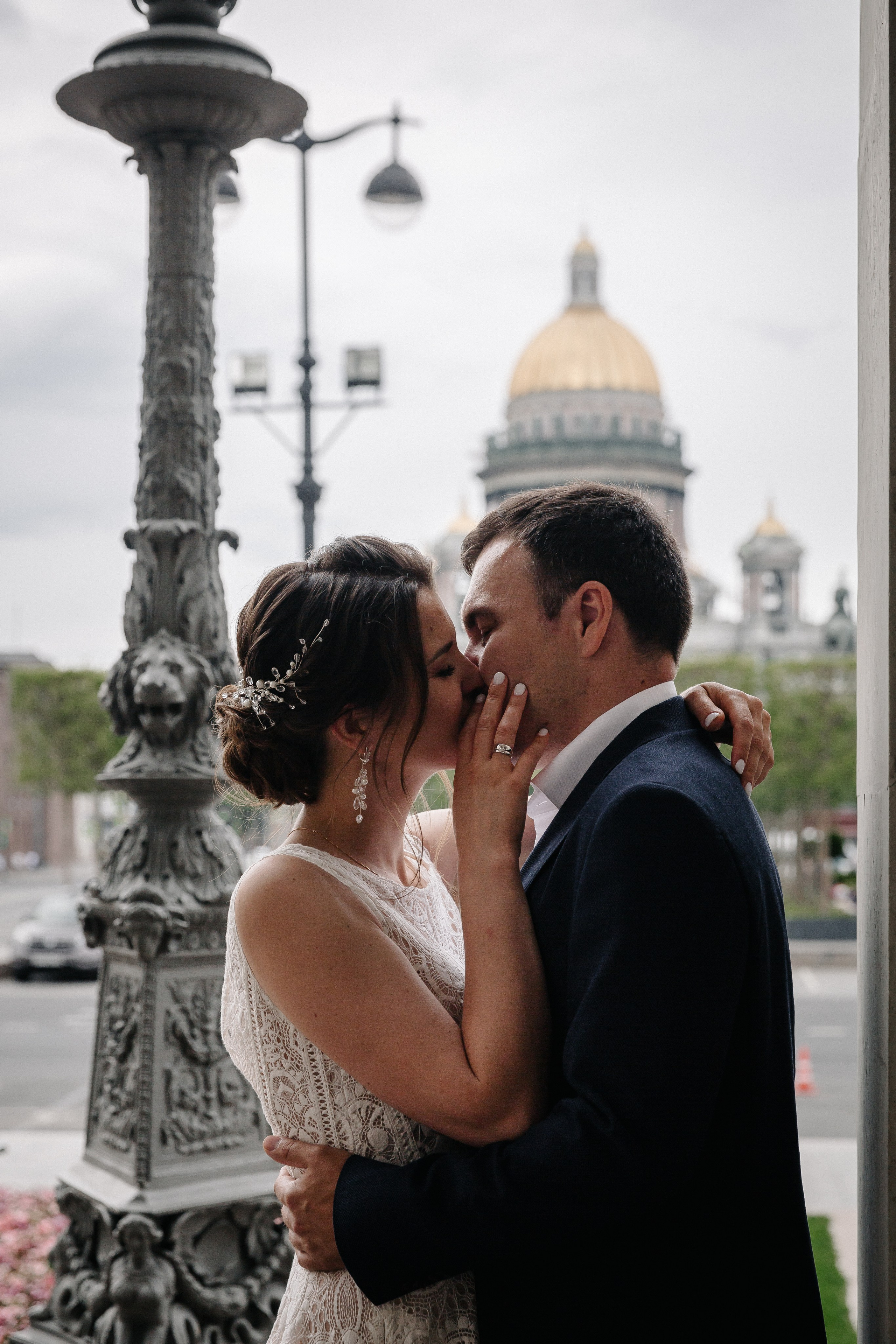 ДВОРЕЦ № 1 | Июль, Исаакиевская площадь. Свадебный фотограф в Санкт-Петербурге Полина Корзухина