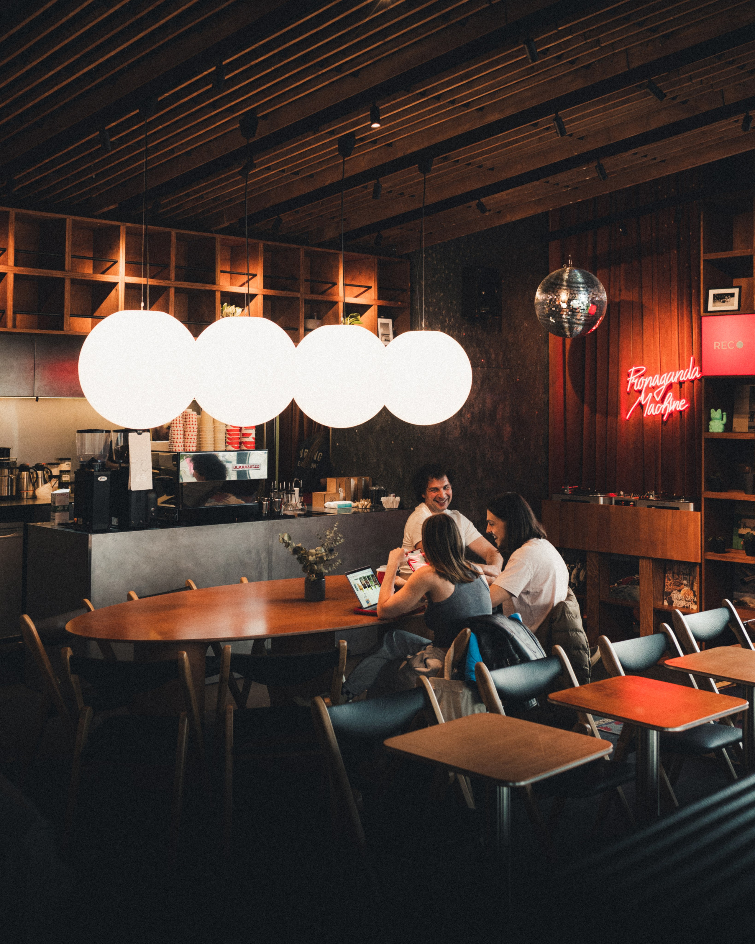 Фотосъёмка для сети кофеен Surf Coffee. Фотограф Илья К. в Москве