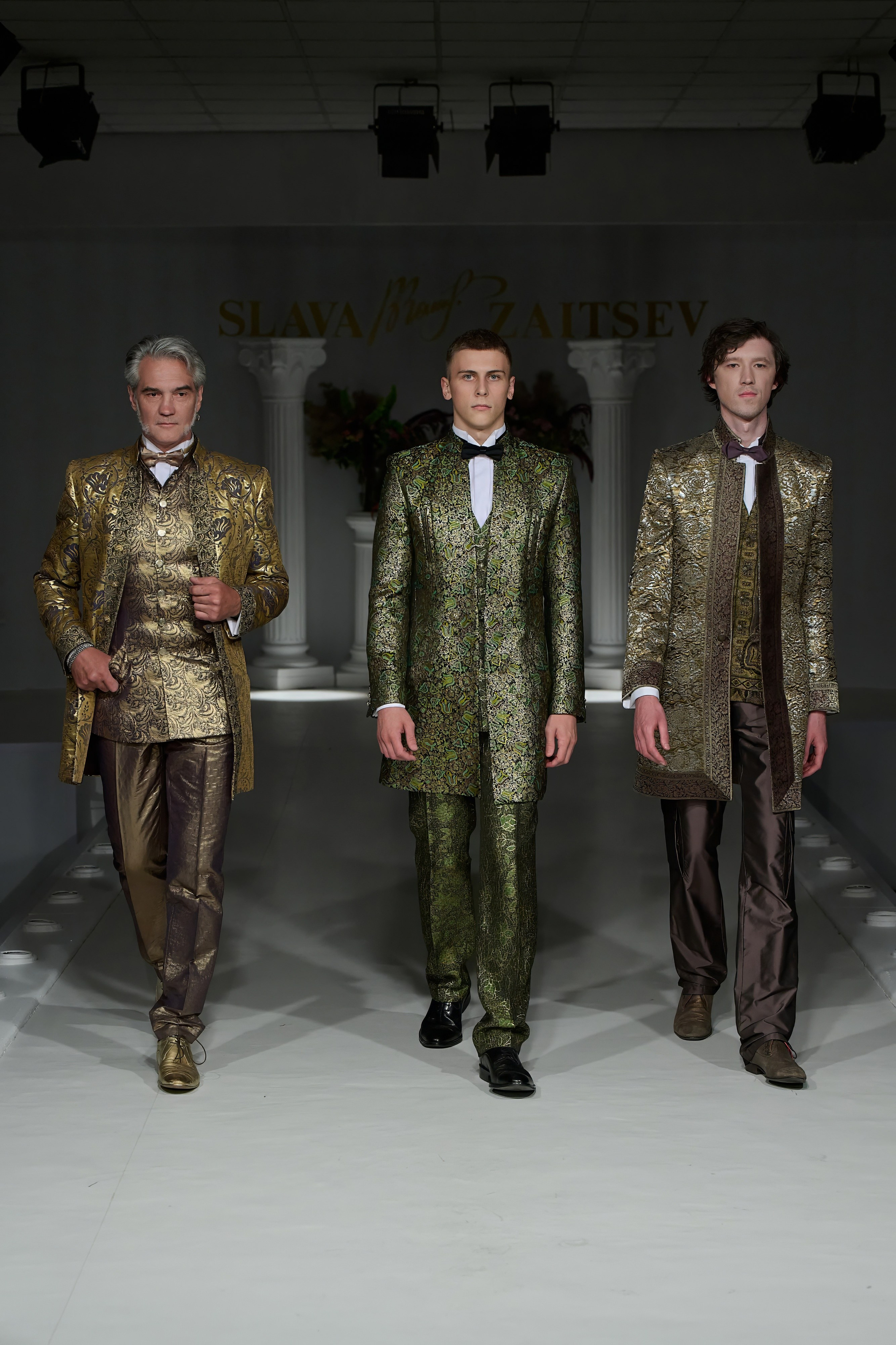 Slava&Yegor Zaitsevs. Показ-спектакль «Воспоминание». 21 июня 2025. Дима Бабушкин. Фотограф. Подиум. Репортаж. Творчество. Дорого