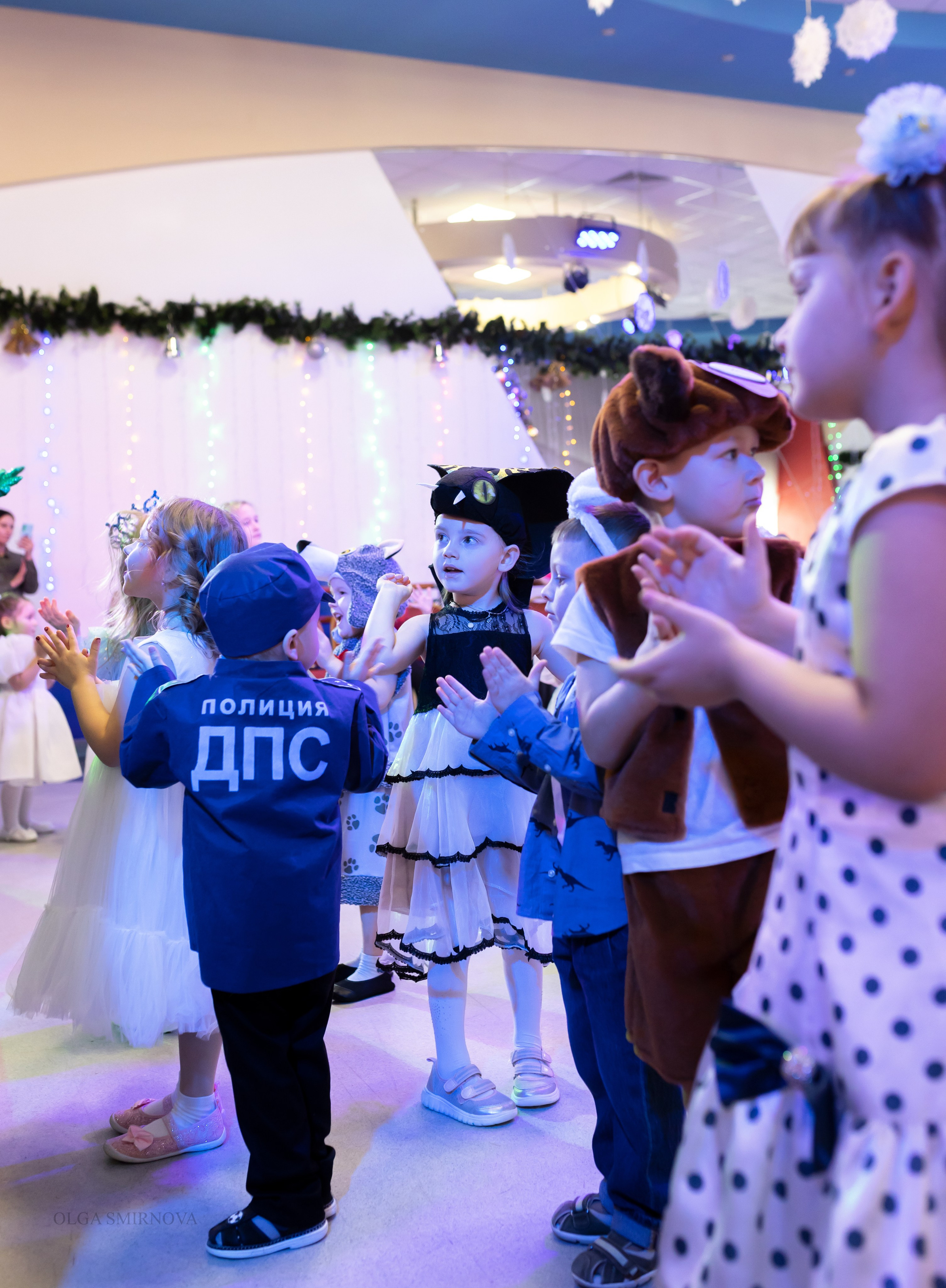 Утренник в ДОФ 04.01.25. Ольга Смирнова юрист, фотограф