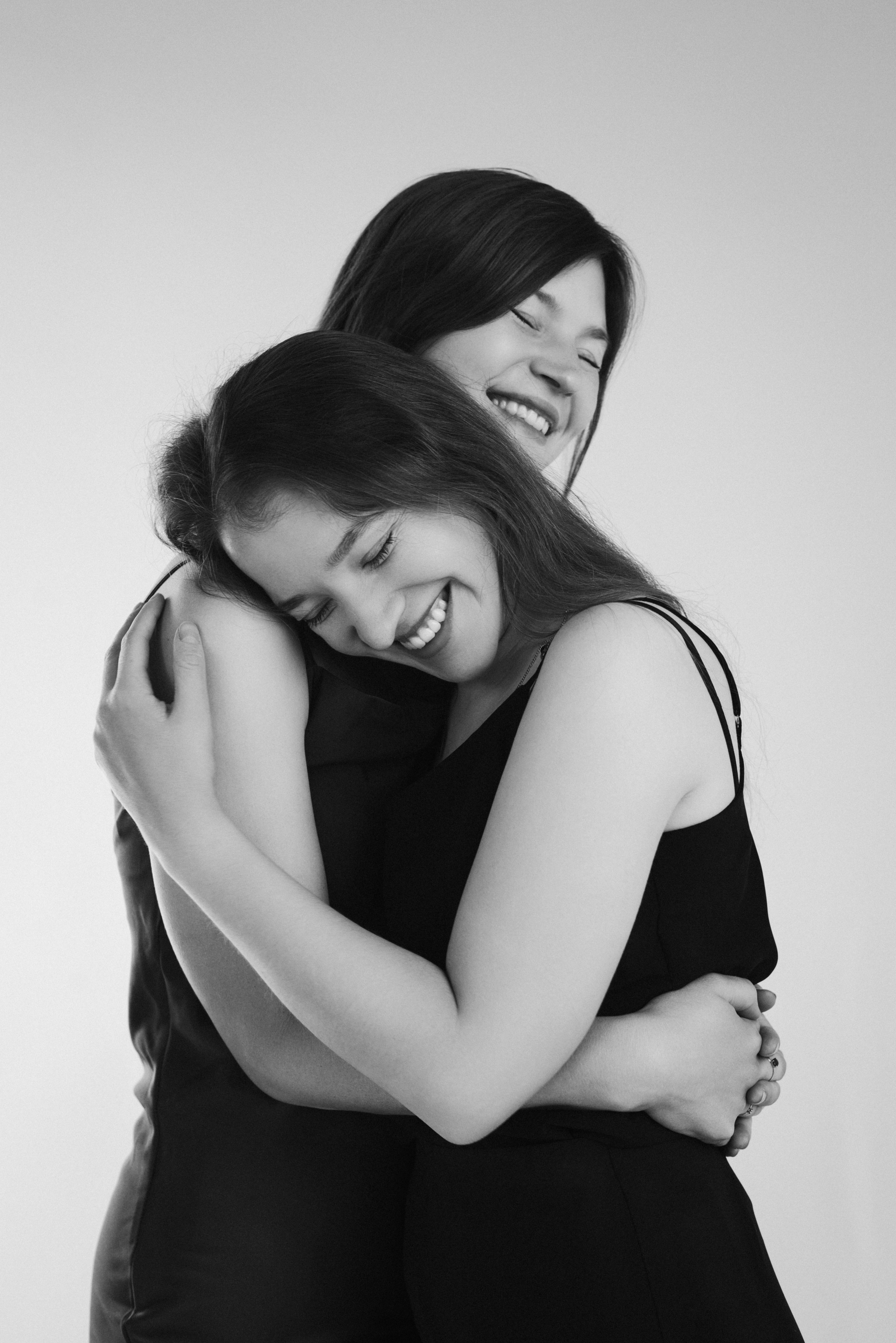 Семейная фотосессия минимализм. Фотограф в Воронеже. Портреты, контент, семейные сьемки