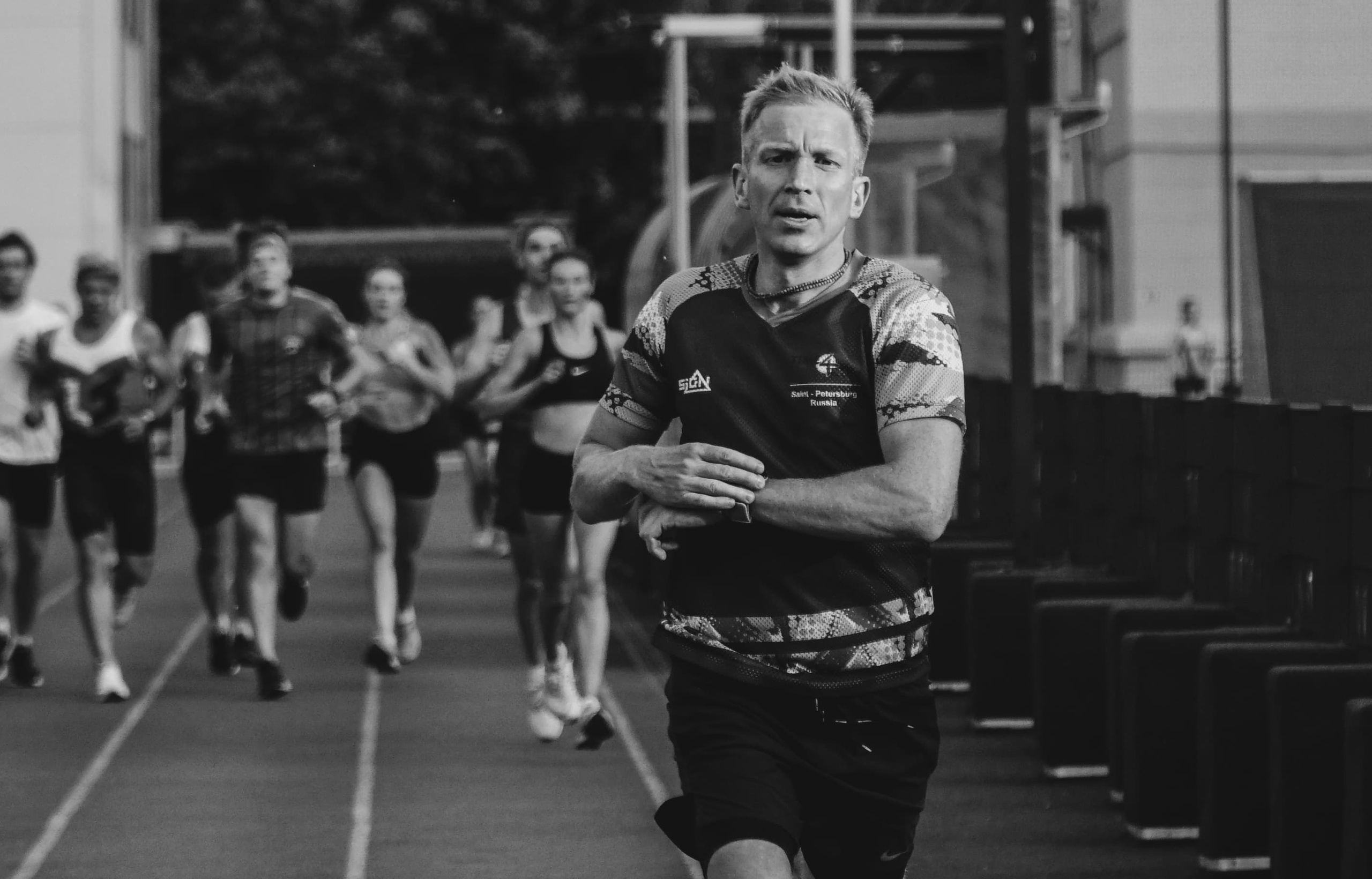 Тренировка бегового клуба Time4Run. Катя Кудринская. Фотограф на мероприятие СПб. Семейный фотограф