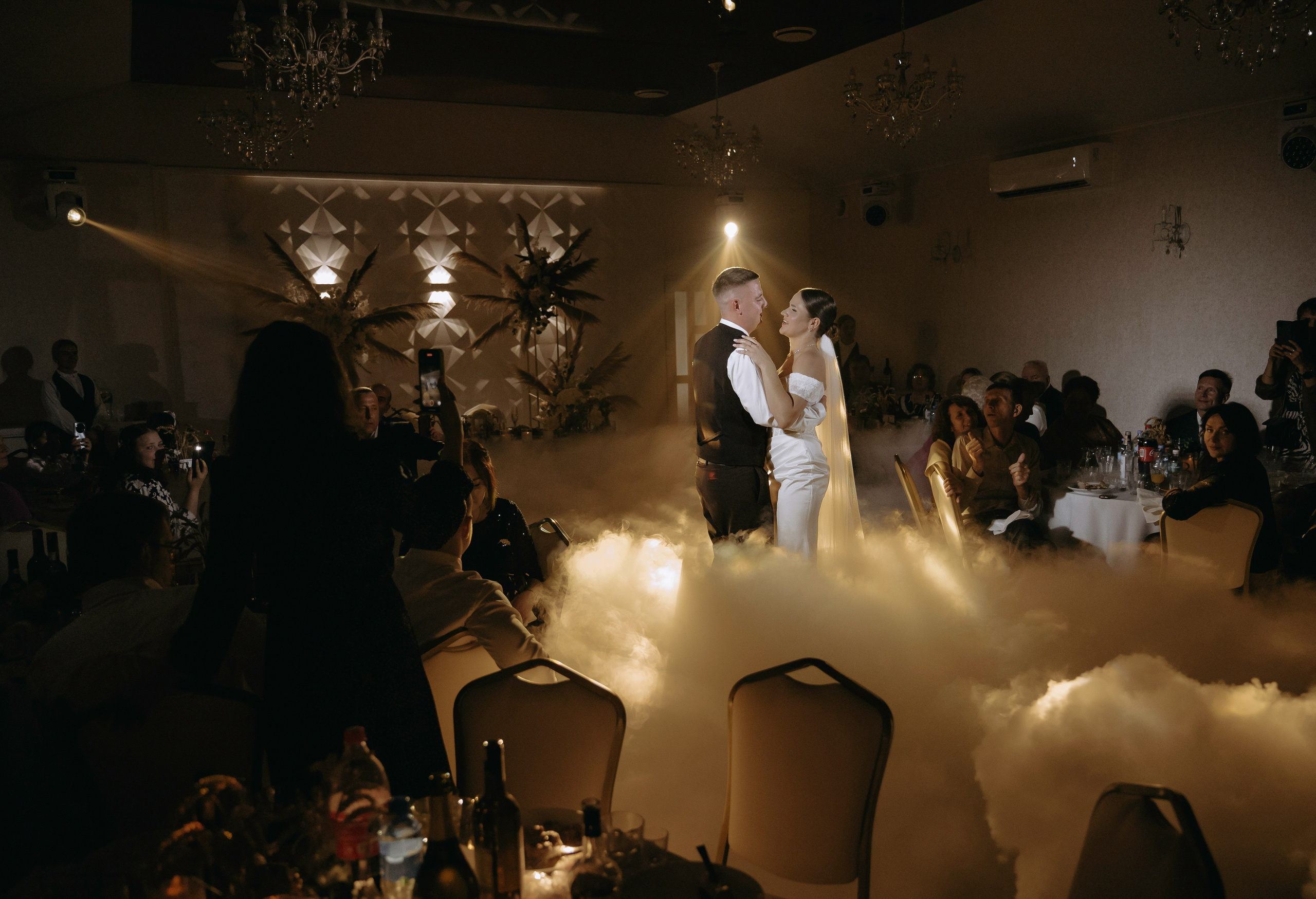 Живи, пока живется, пока бушует кровь. Свадебный фотограф в Минске Вадим Бурчик