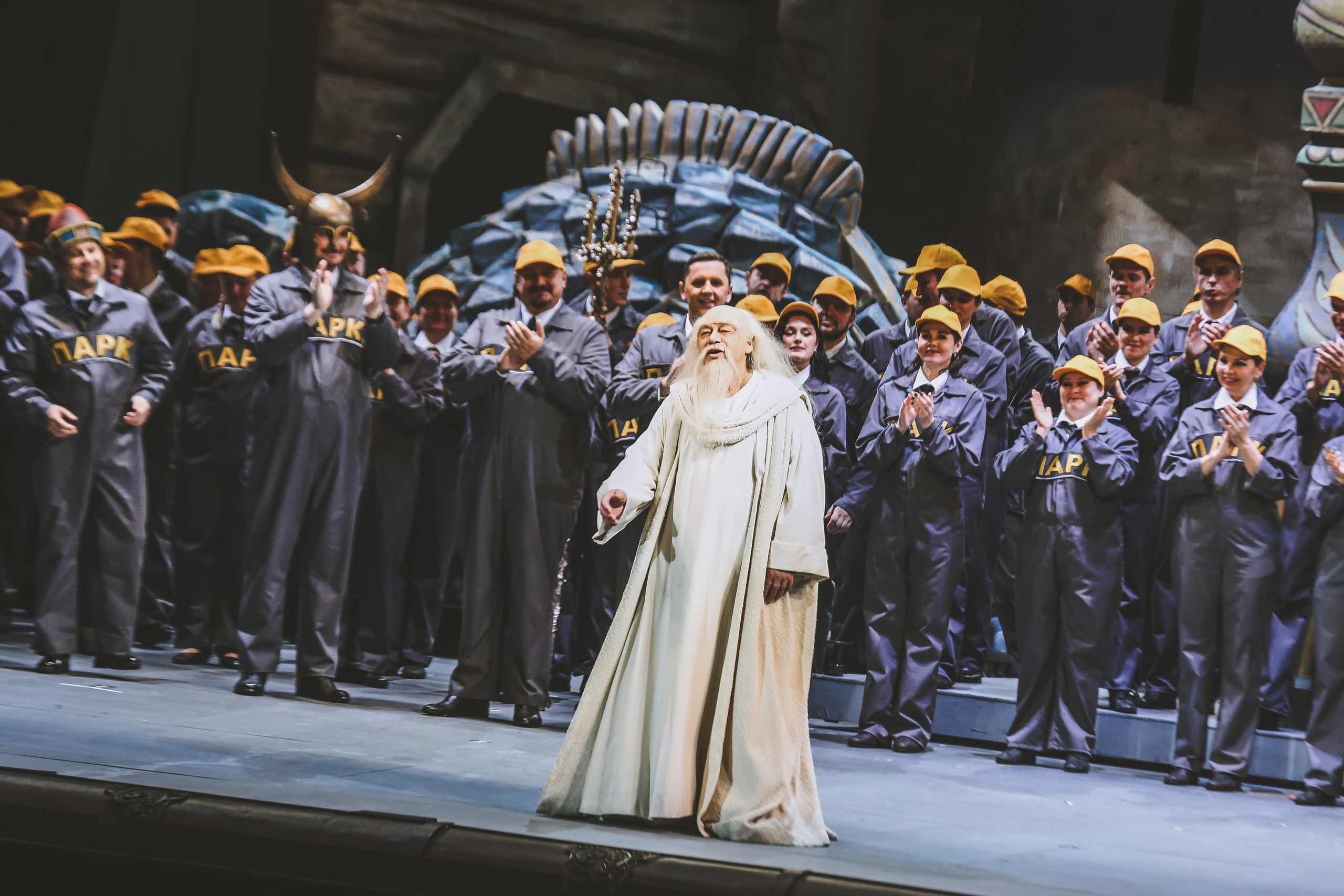 Парк древнерусского периода: премьера «Садко» Чернякова в Большом театре. Дарья Письменюк / Darya Leitstern — фотограф, музыкант, журналист, путешественник