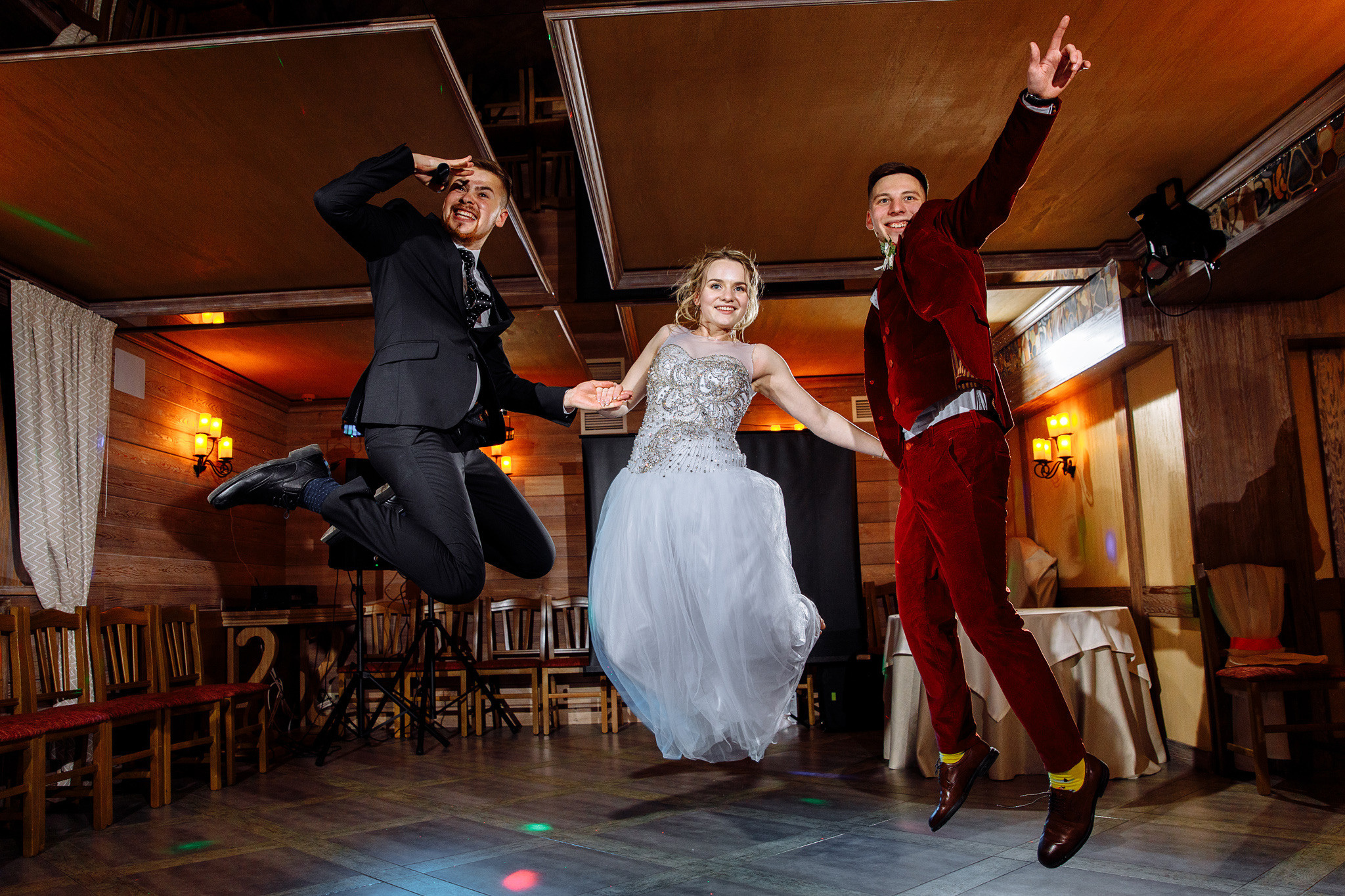 Фото с молодоженами. Илья Сергеев - Ведущий мероприятий Тверь, Москва, Россия