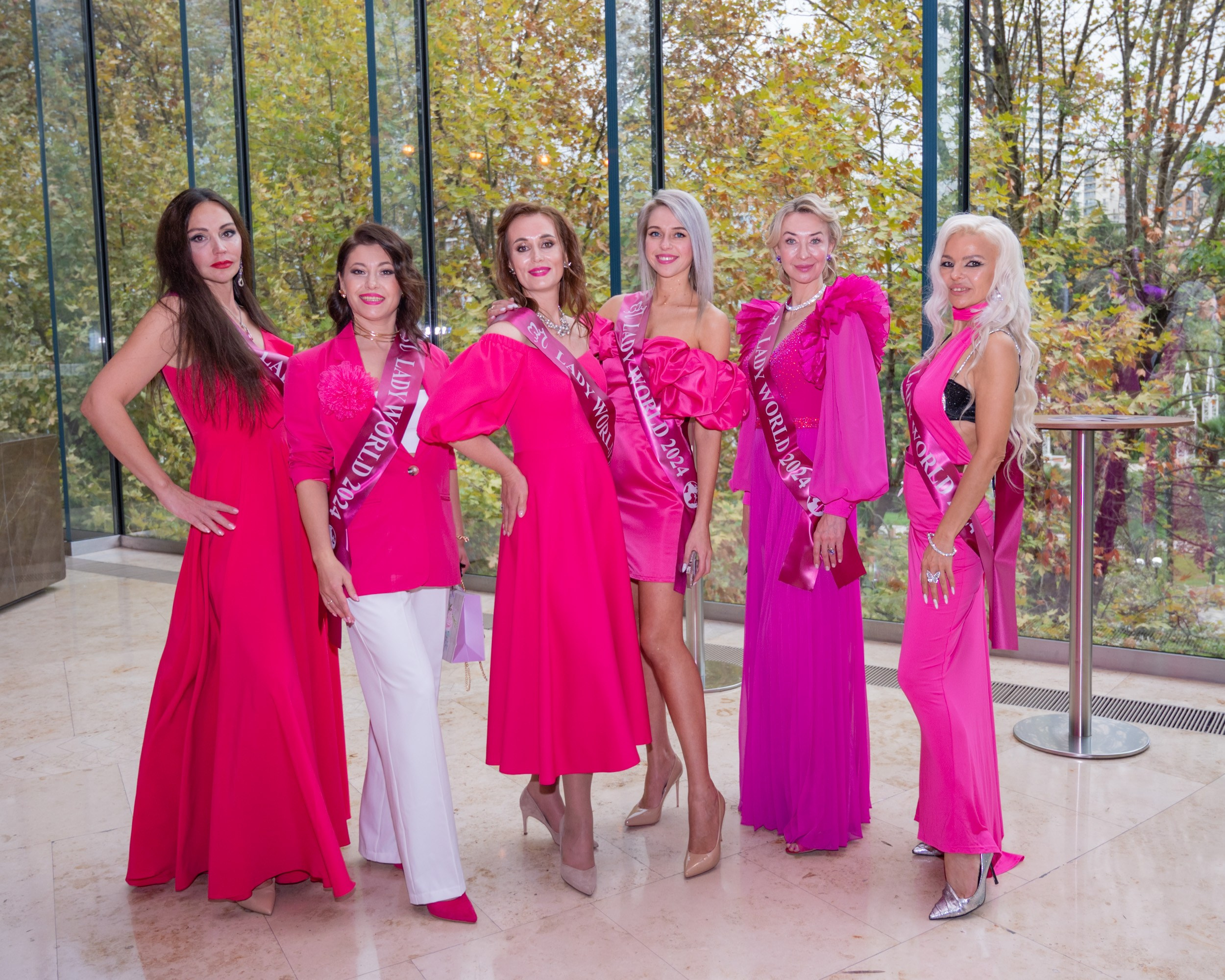 Церемония открытия Конкурса красоты «LADY WORLD» 2024. Фотографирую счастливых людей в Сочи