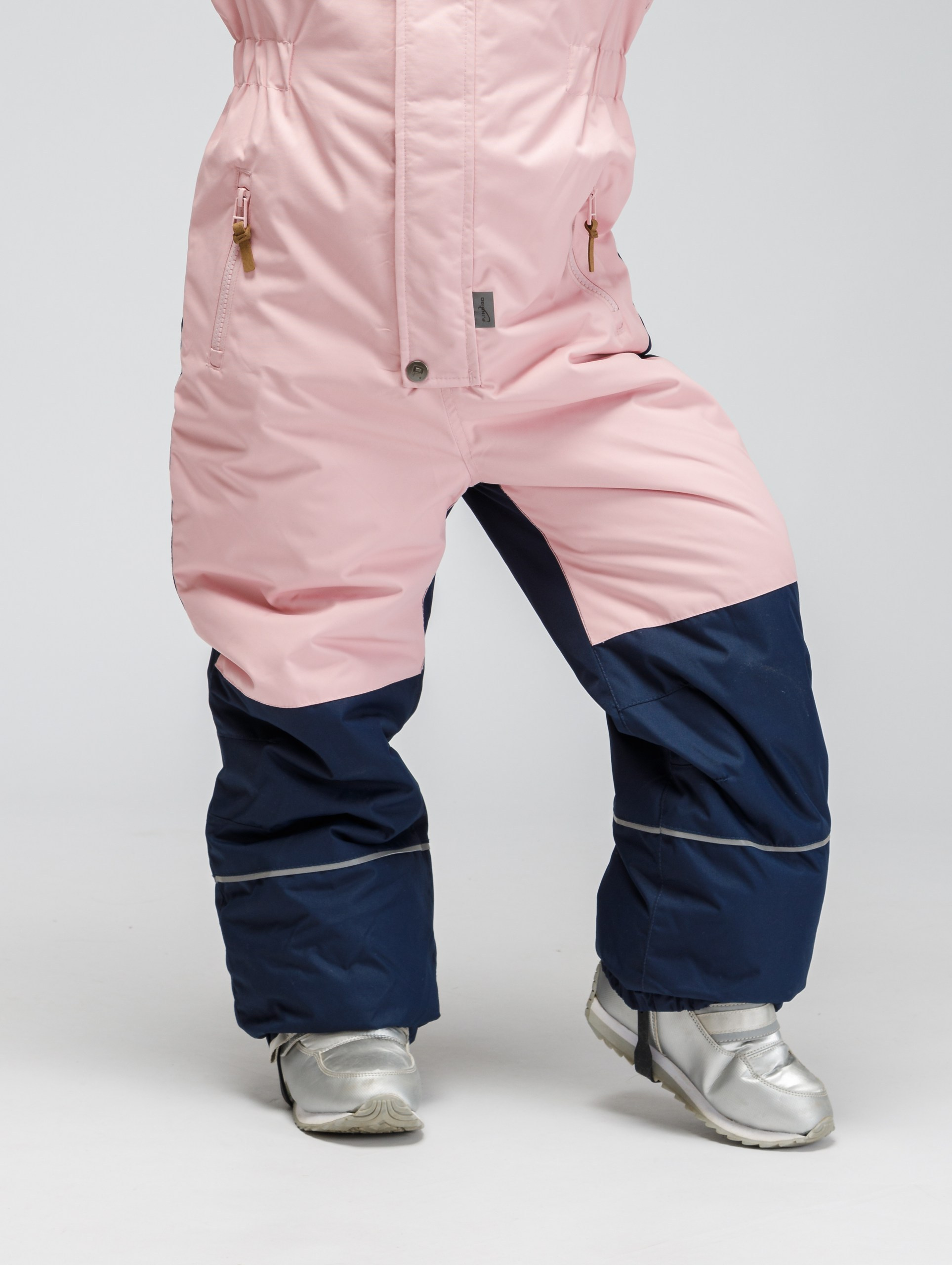 Съёмка зимней и школьной одежды фирмы Индиго джинс для WB. Студия коммерческой съемки ХВОЯ