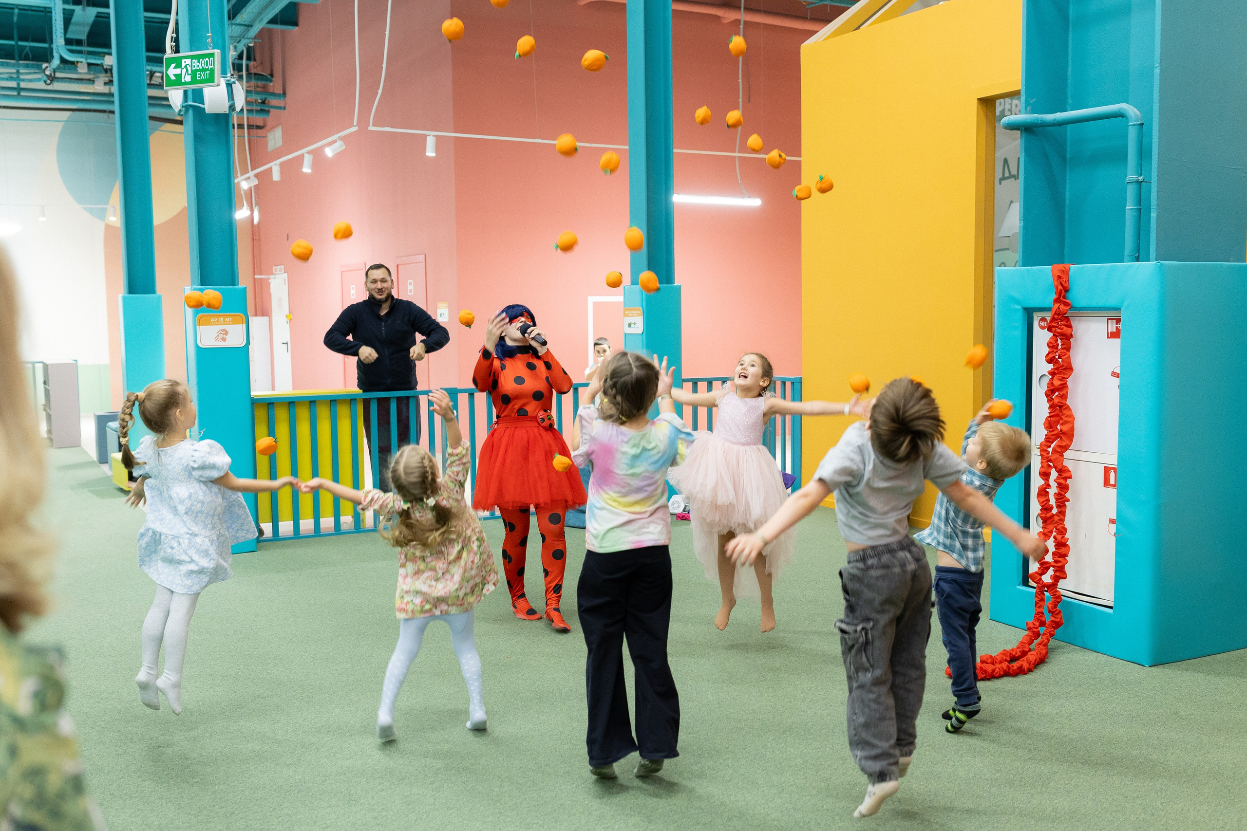 День рождения (SuperLand). Семейный фотограф в Волгограде Надежда Головко