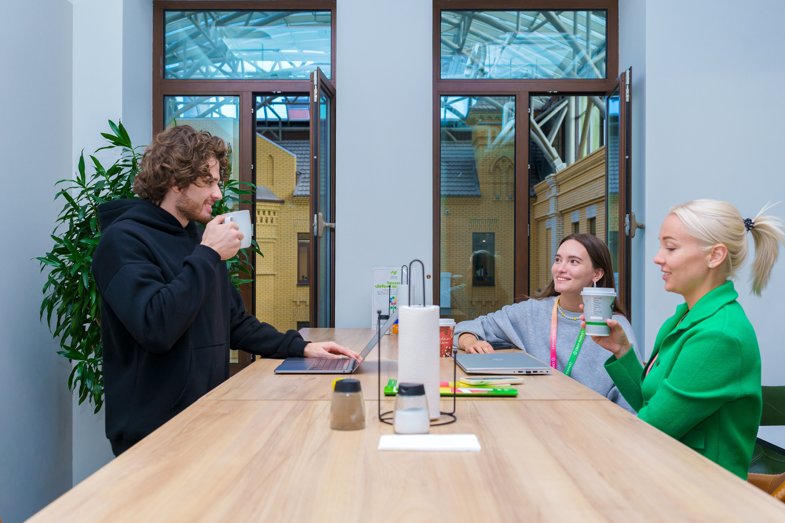 Офис Сбербанка. Photomantis