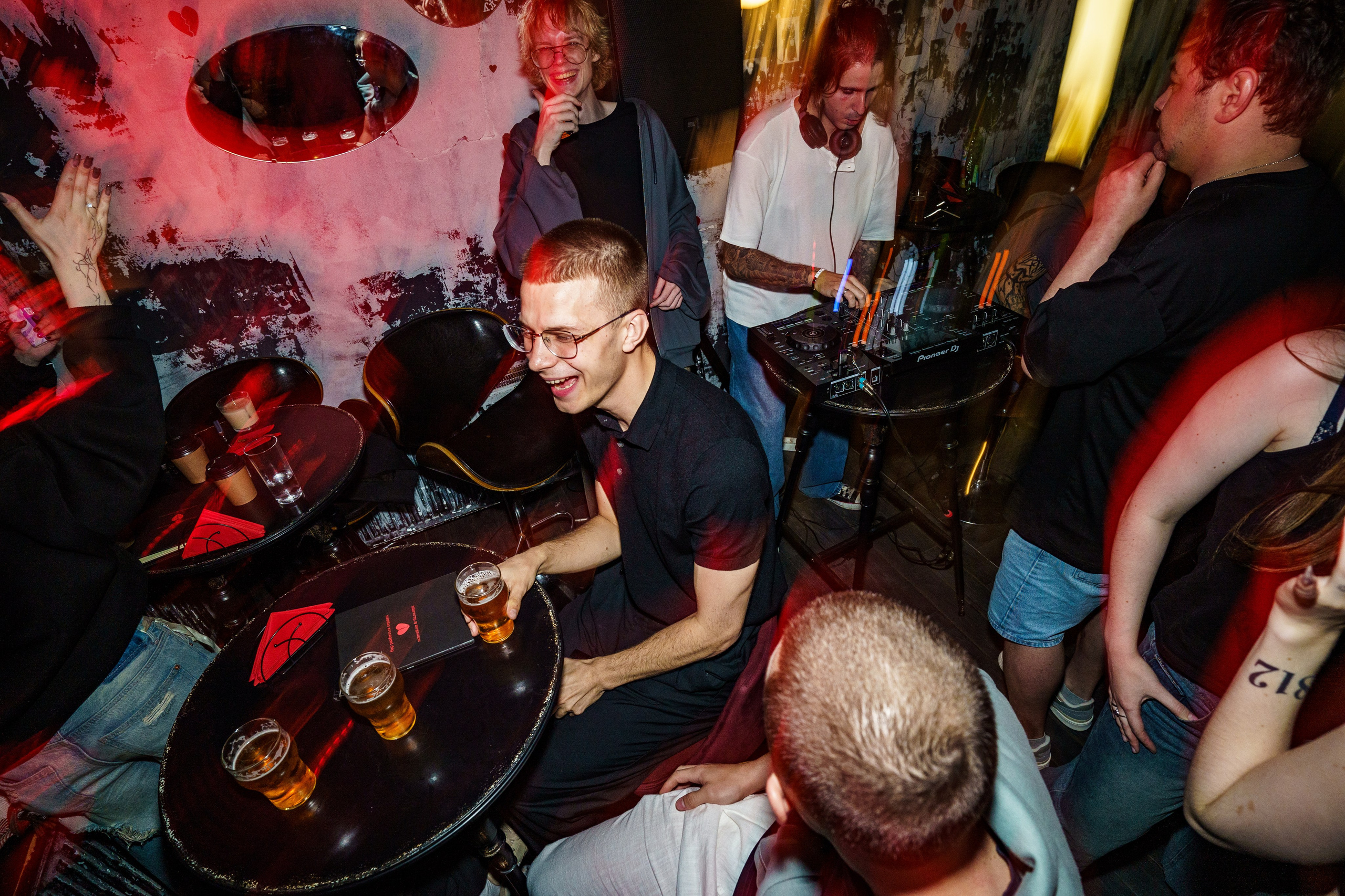 Бар разбитых сердец. DJ Guitacidelli. Концертный и репортажный фотограф в Санкт-Петербурге Слава Пахомов