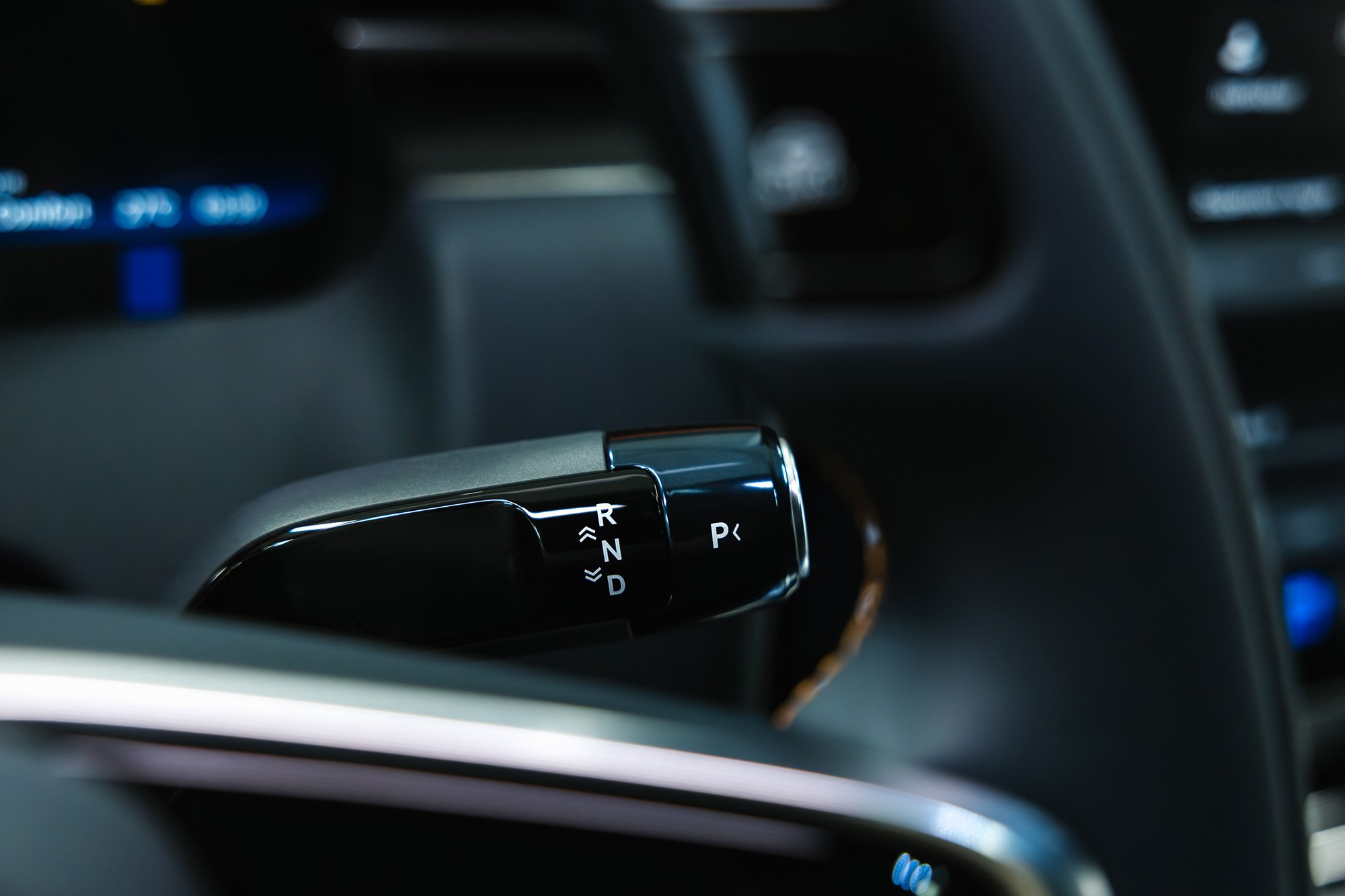 Zeekr 9X 2.0hyb 4WD AT (1401 л. с.) 2025. Автосалон «Х-Авто»