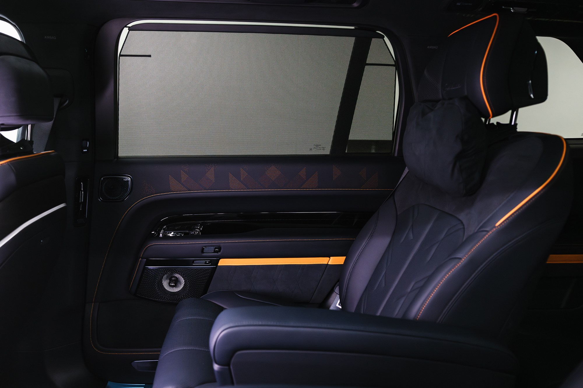 Zeekr 9X 2.0hyb 4WD AT (1401 л. с.) 2025 + фаркоп. Автосалон «Х-Авто»