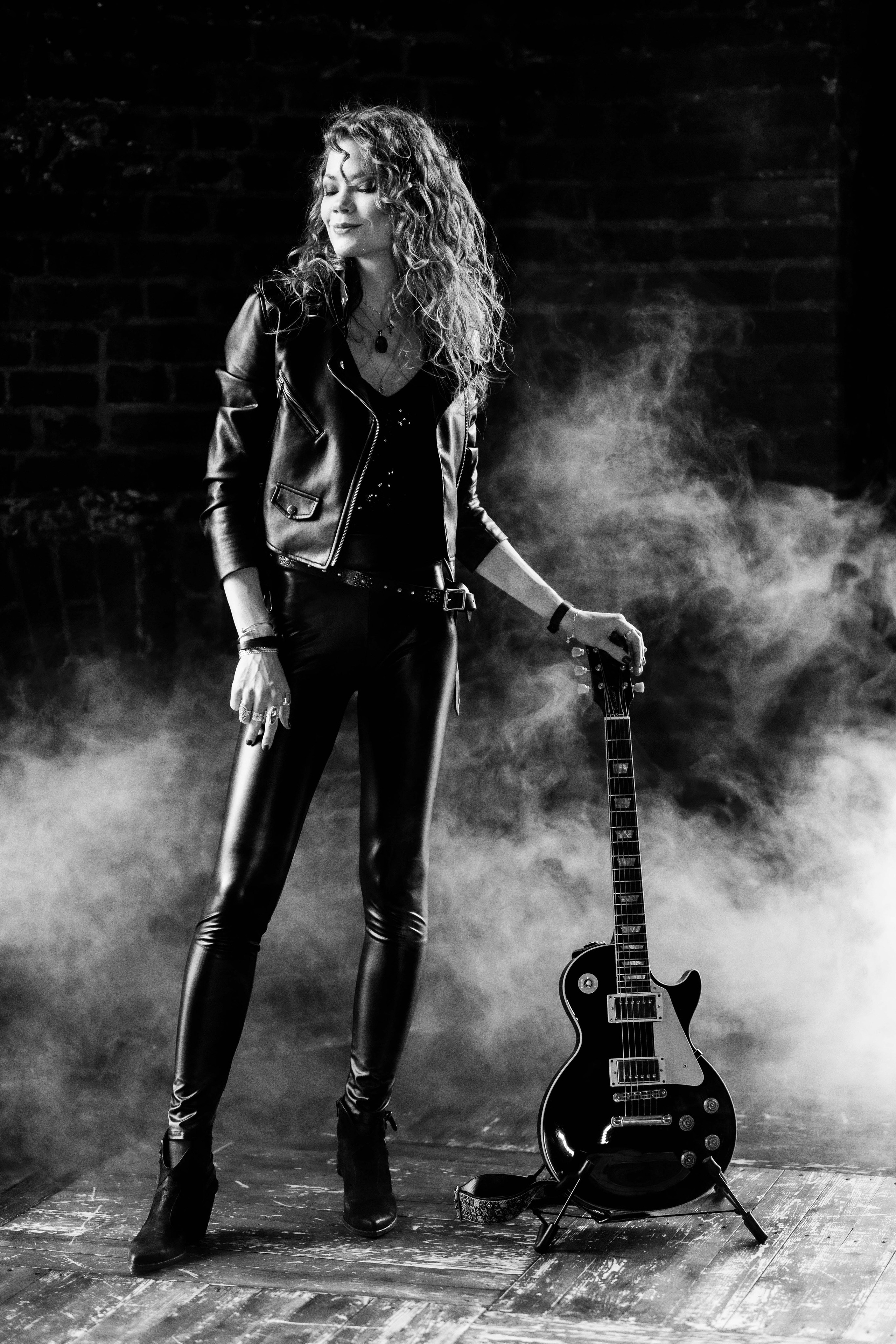 Женское. ЧБ Фотограф Ольга Лесли