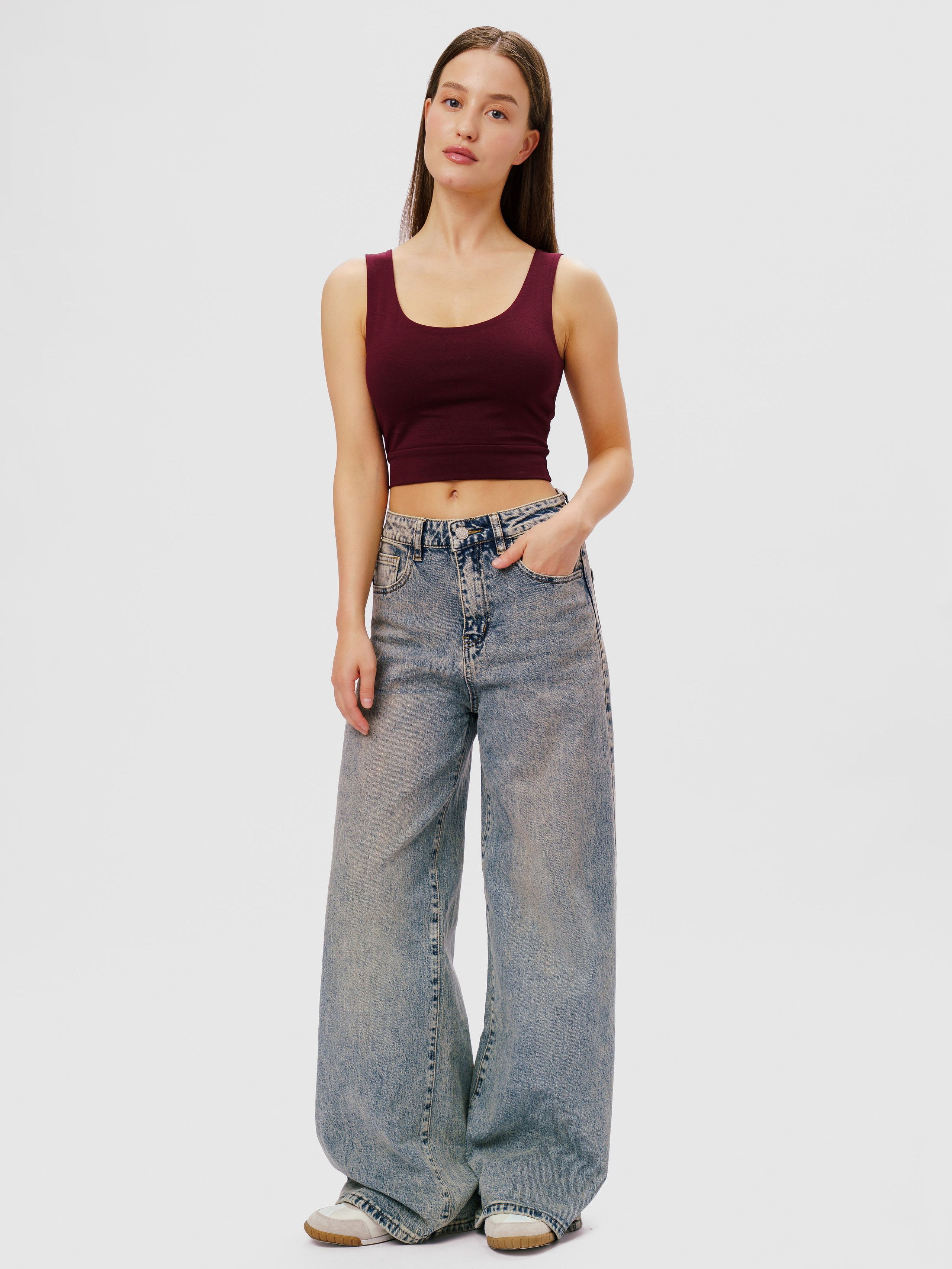 Анастасия, 40-42 р-р, рост 168. KED Production — продакшн из СПб. Создаём фото, видео и контент, который помогает брендам и селлерам продавать больше