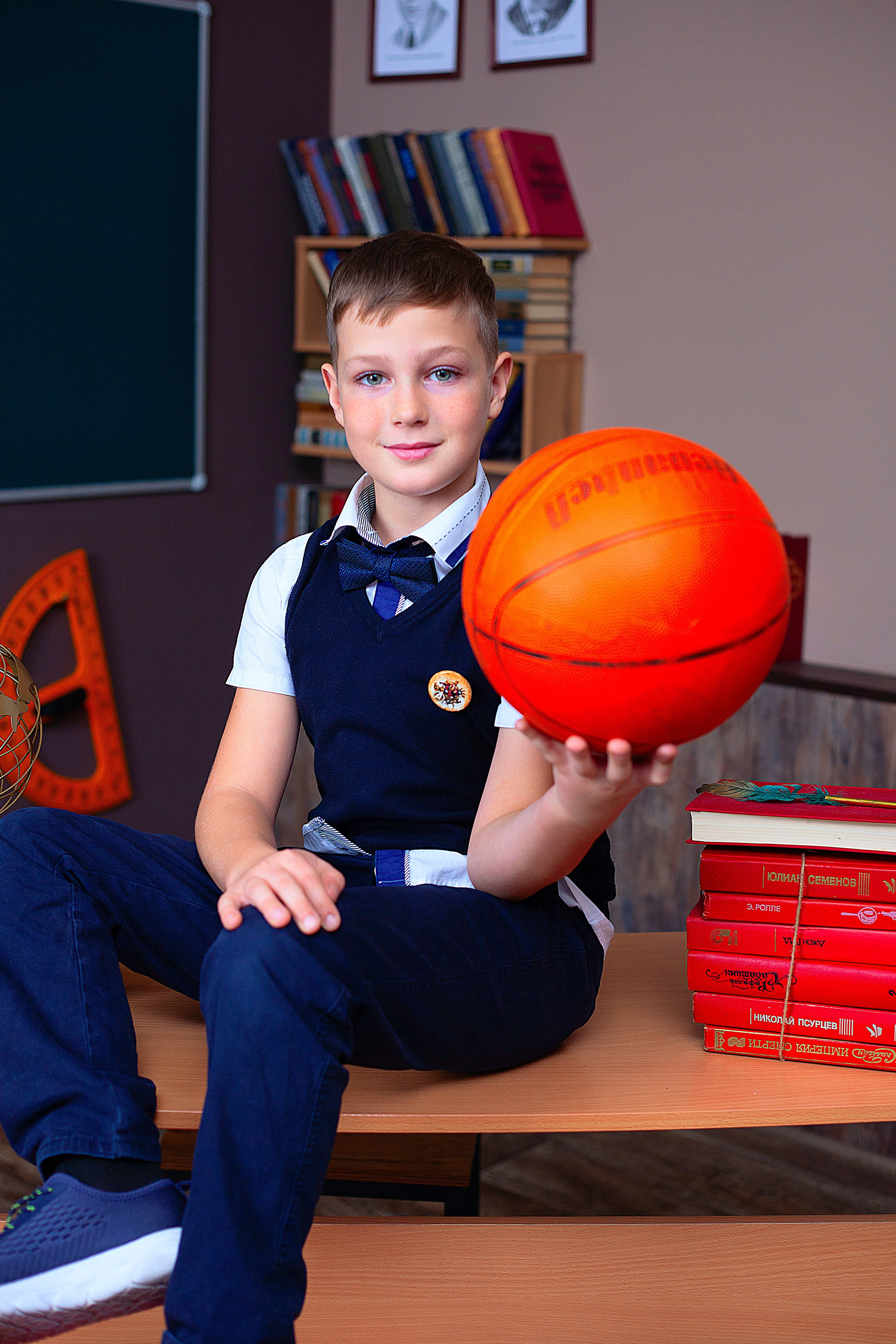 Выпускные фотосессии. Детский школьный фотограф в Кемерово Зиновьева Екатерина