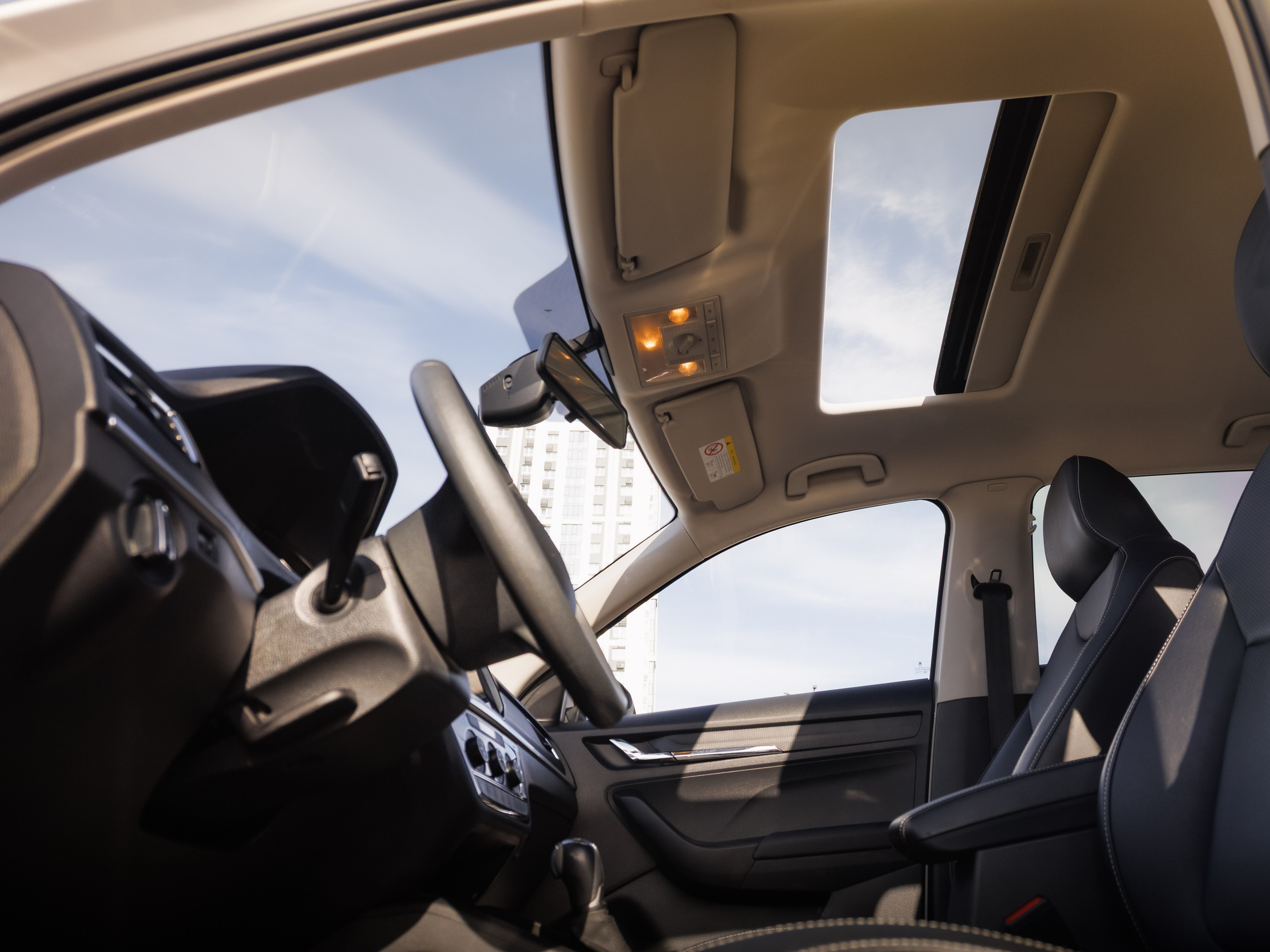 Автомобили