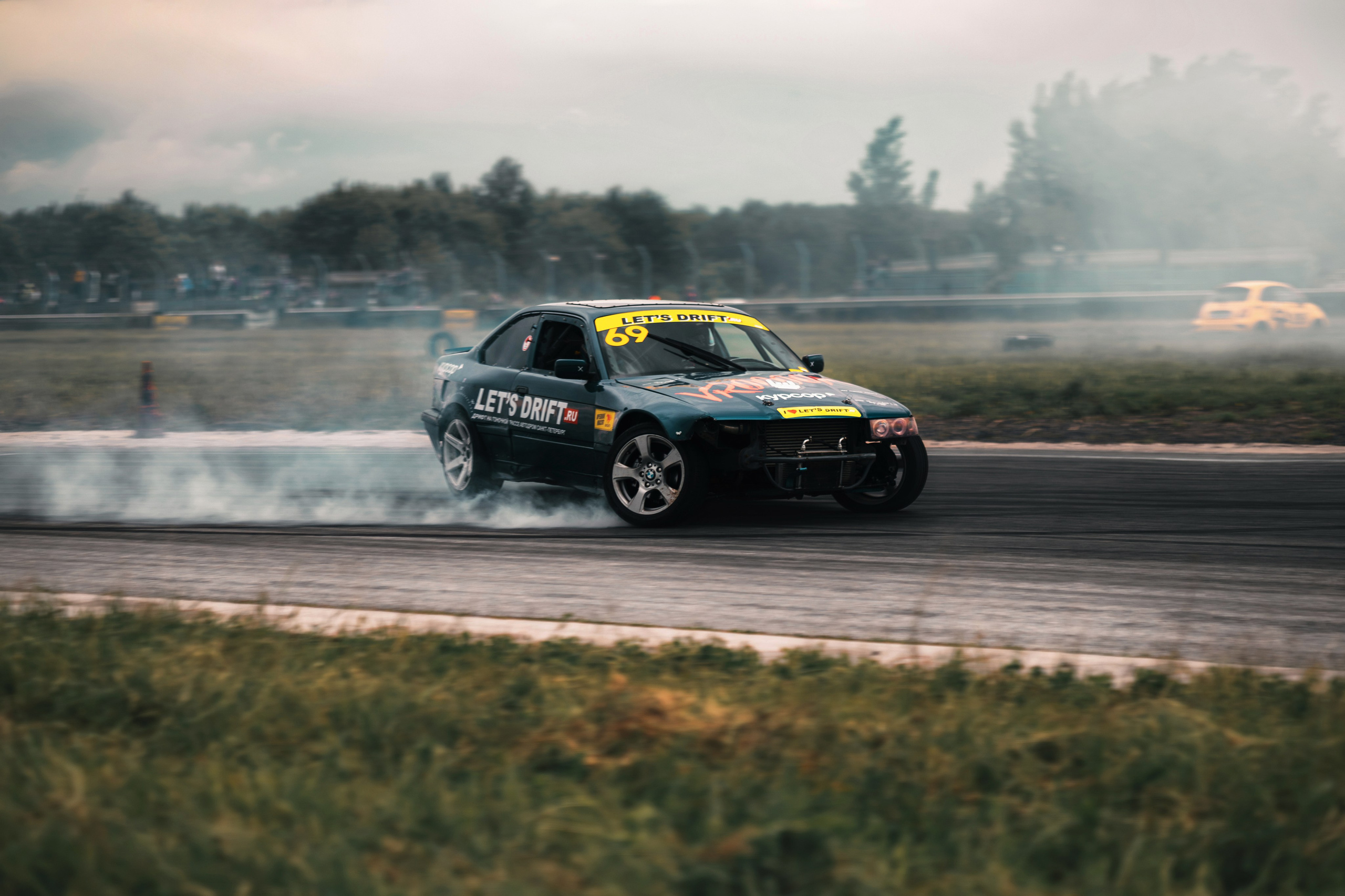 Фоторепортаж с «Больших Гонок» — дрифт, драг, звук