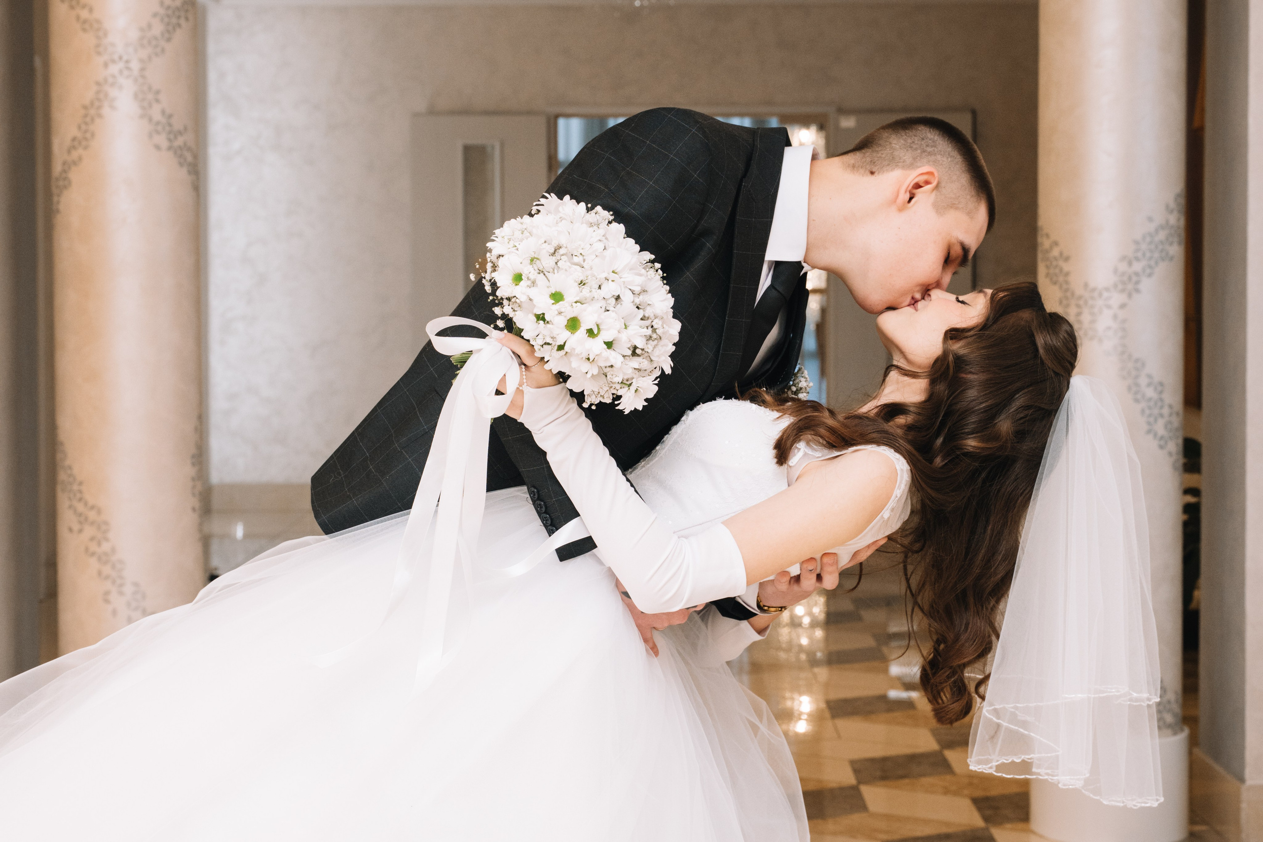 Свадебное портфолио. Дипломированный фотограф в Новосибирске. Фотографирую свадьбы, репортажи, индивидуальные фотосессии, lovestory(семейные)