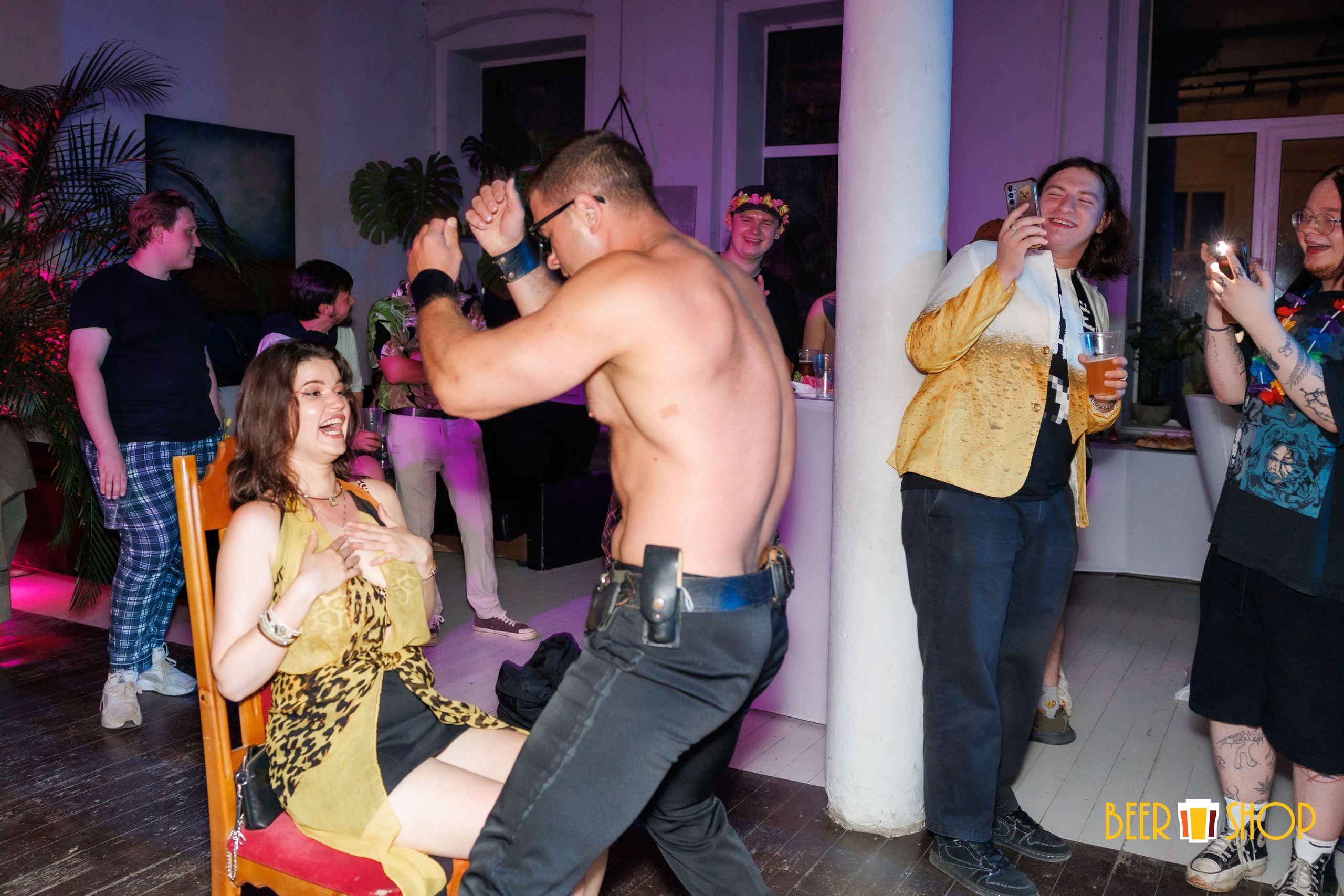 Гавайская вечеринка (Медиапорт). Свадебный фотограф и контент фотограф в Казани Малыгина Елена