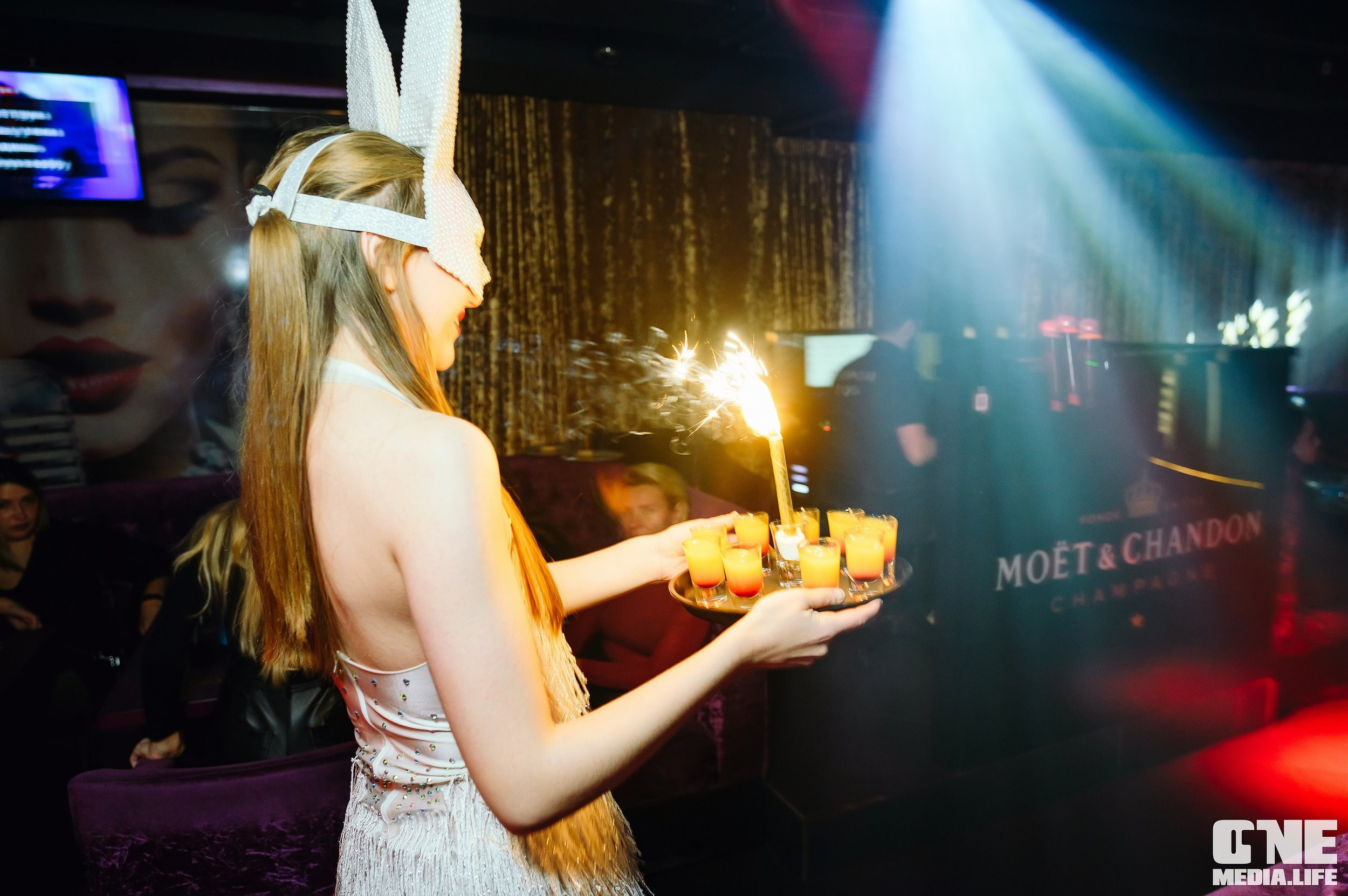 Фоторепортаж из караоке-клуба Эйфория. One Media Life: фоторепортажи, фотоотчеты с мероприятий и заведений