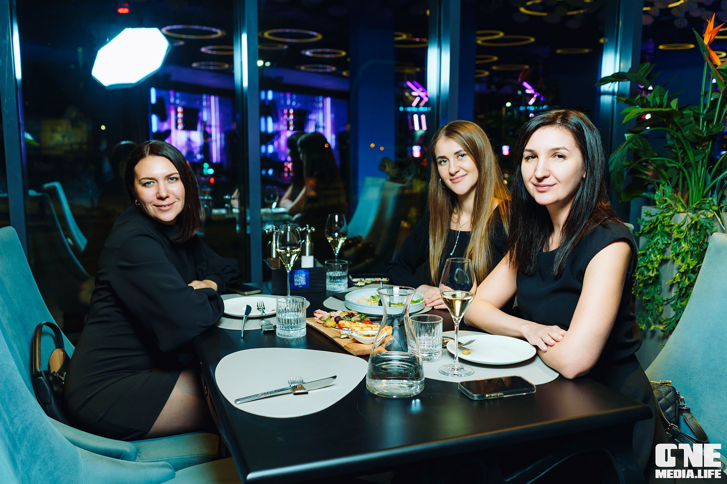 Фоторепортаж из ресторана Океан. One Media Life: фоторепортажи, фотоотчеты с мероприятий и заведений