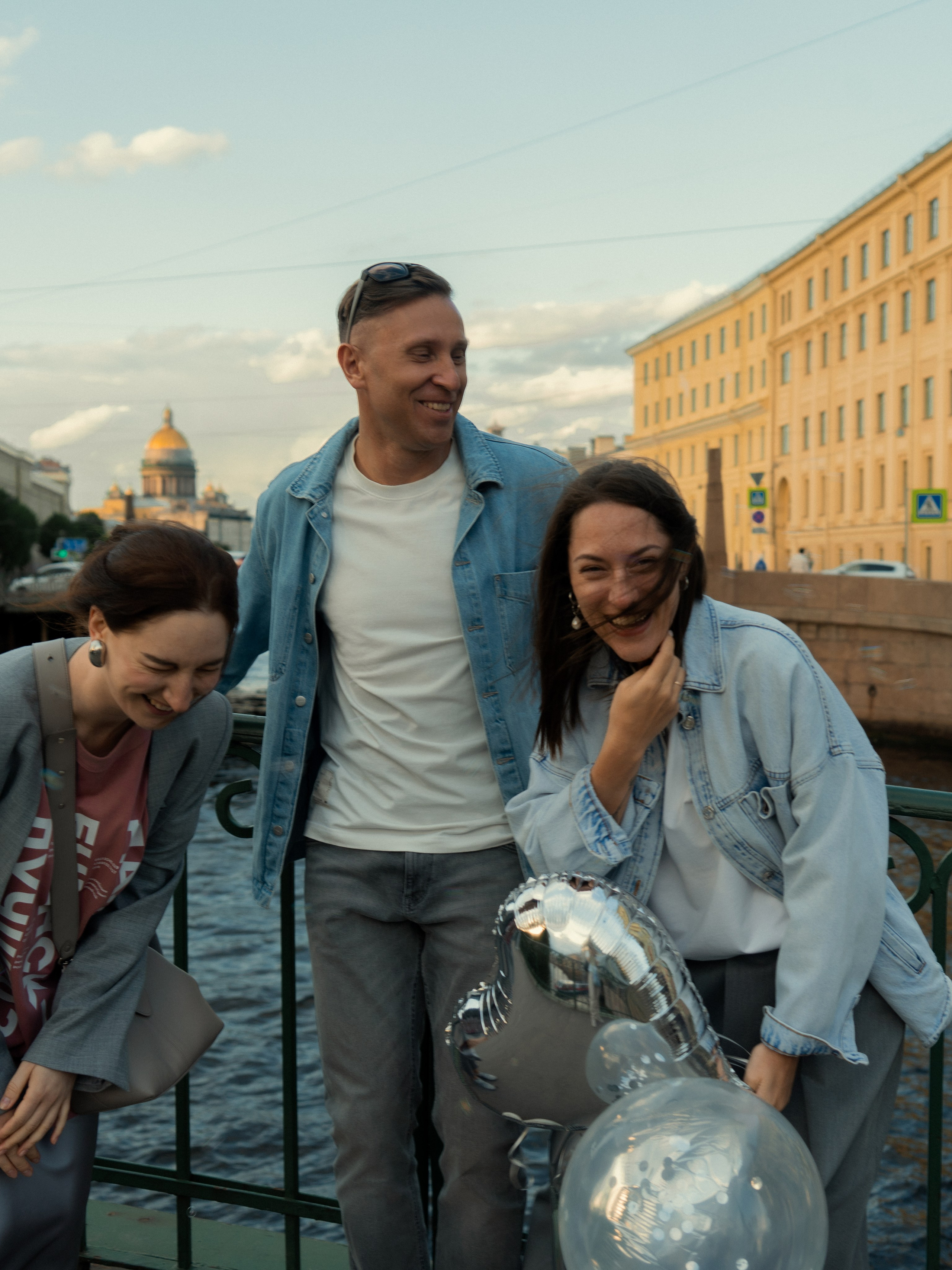 Фотосессия для пары на улицах Санкт-Петербурга (Love Story). Светлана Гопанюк. Портретный фотограф. Санкт-Петербург. СПб